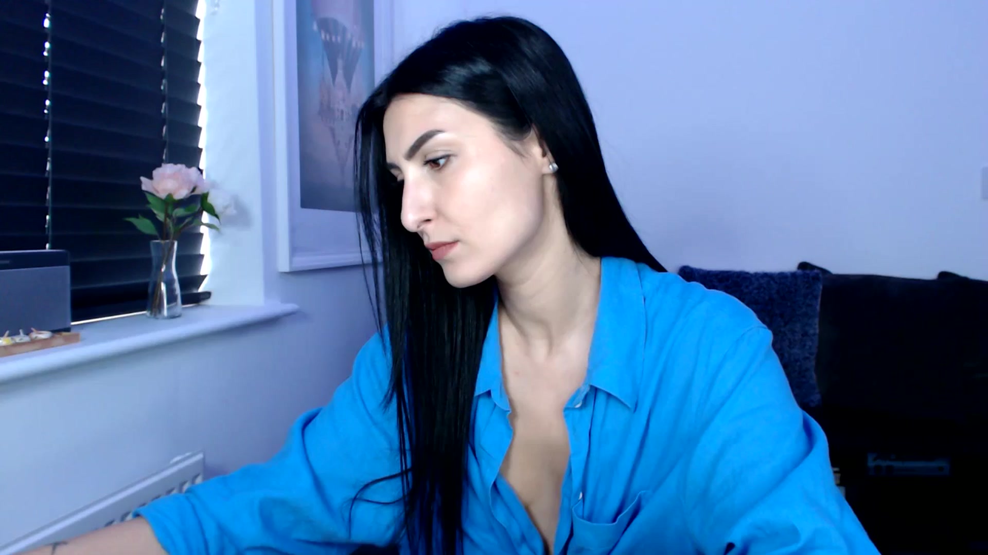 Gallery image thumbnail from LeaIson's myfreecams stream on, 05/03/2024, 11:13 image 1 of 20