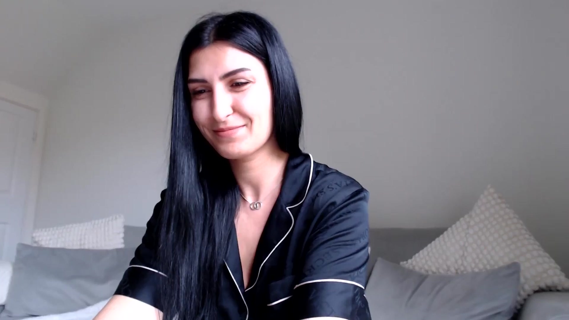 Gallery image thumbnail from LeaIson's myfreecams stream on, 05/08/2024, 10:03 image 6 of 20