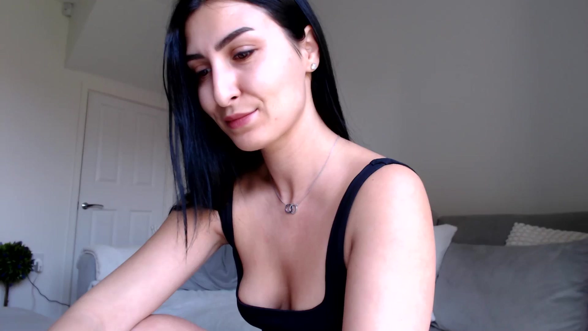 Gallery image thumbnail from LeaIson's myfreecams stream on, 05/09/2024, 09:08 image 4 of 20