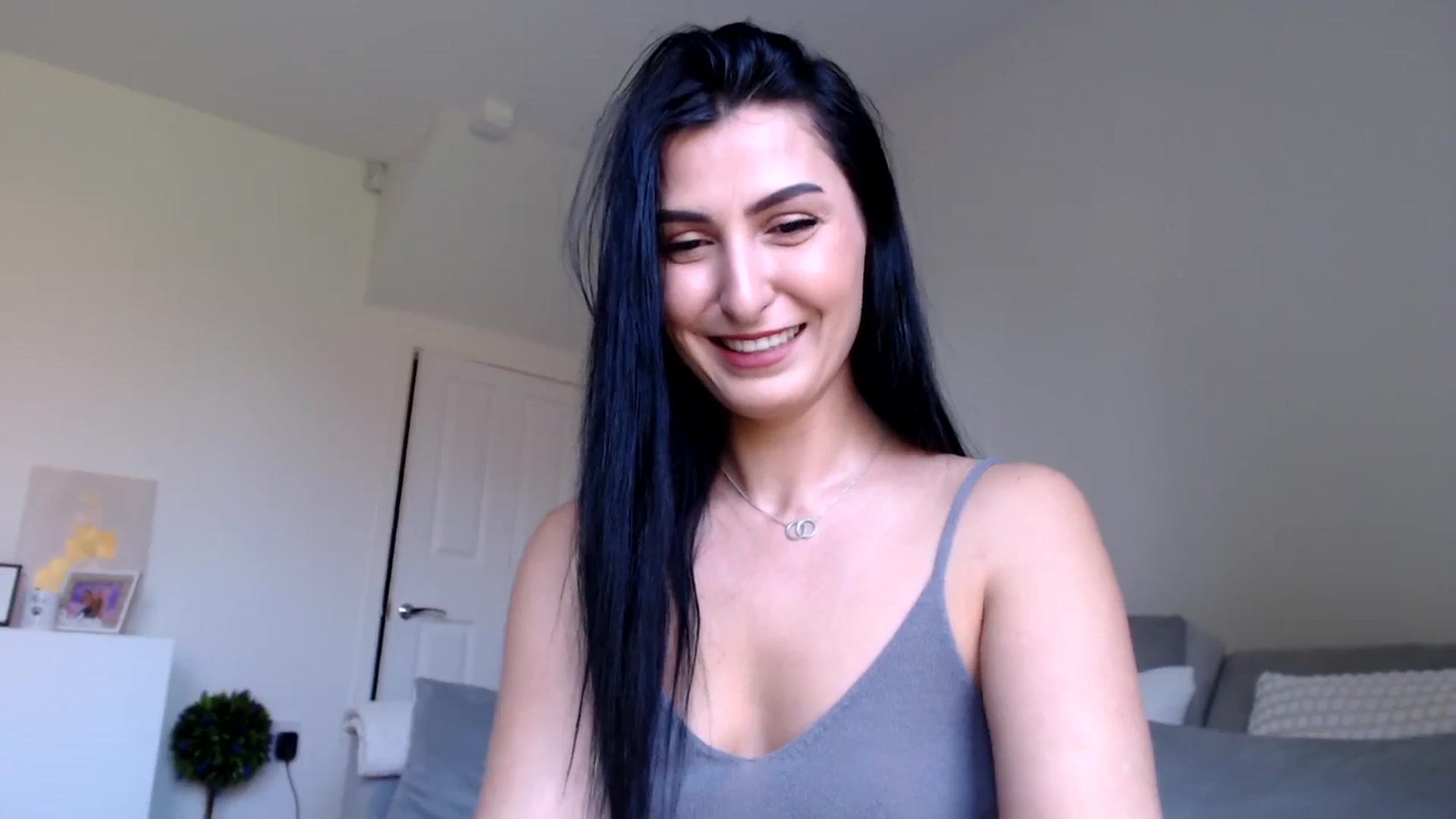 Gallery image thumbnail from LeaIson's myfreecams stream on, 05/13/2024, 09:09 image 19 of 20