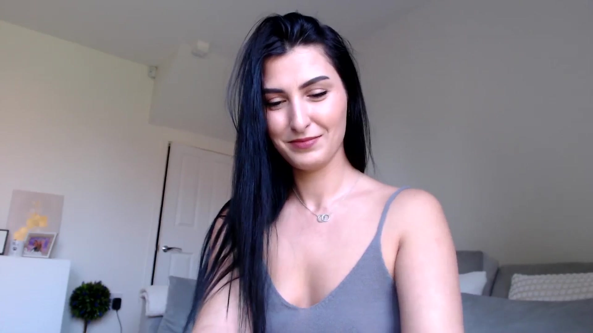 Gallery image thumbnail from LeaIson's myfreecams stream on, 05/13/2024, 09:09 image 18 of 20