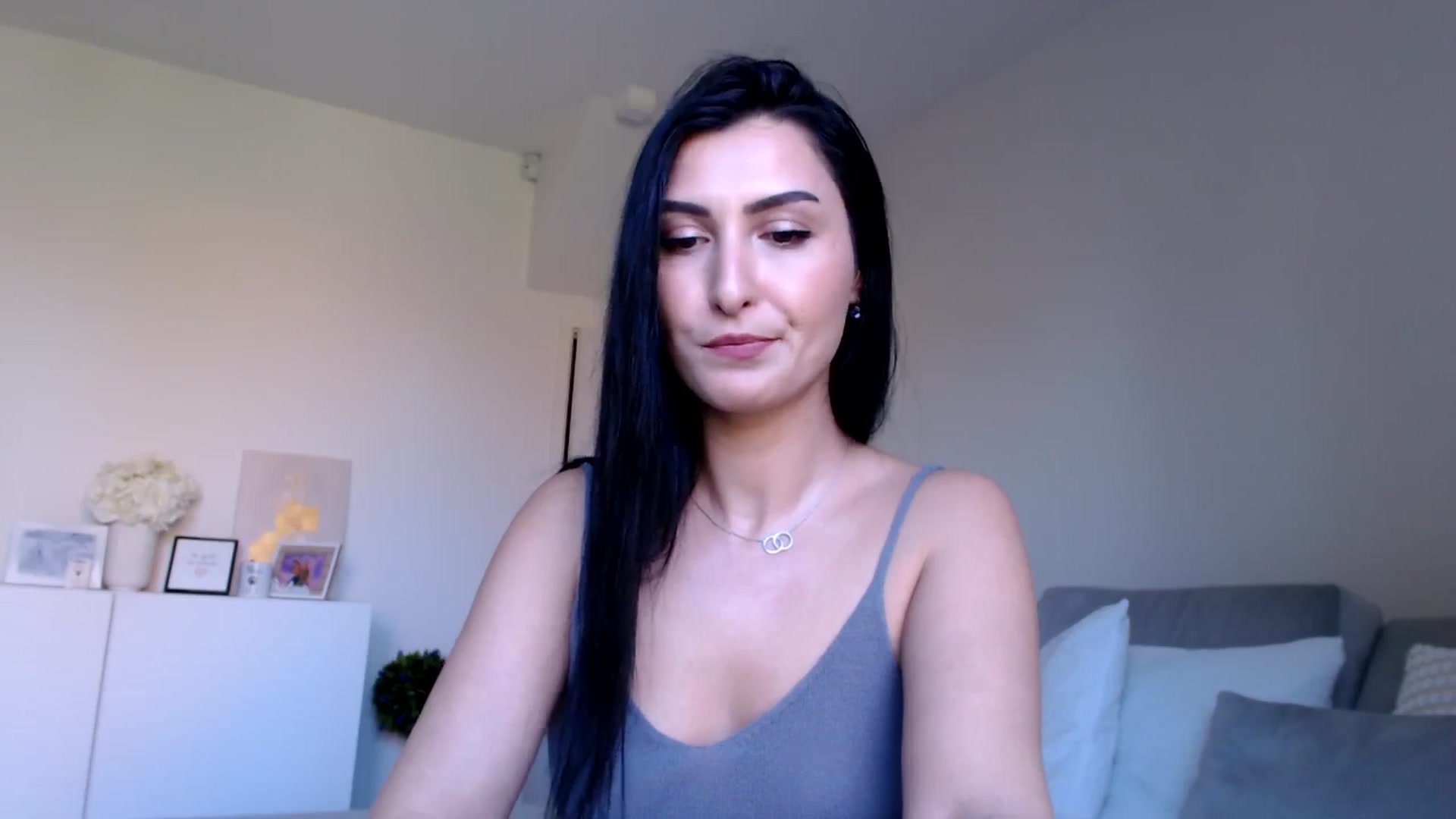 Gallery image thumbnail from LeaIson's myfreecams stream on, 05/13/2024, 10:54 image 19 of 20
