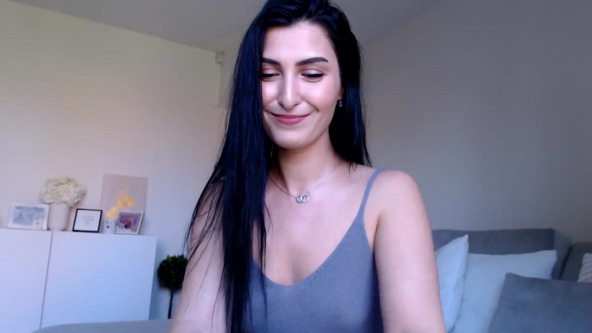 Gallery image thumbnail from LeaIson's myfreecams stream on, 05/13/2024, 10:54 image 12 of 20