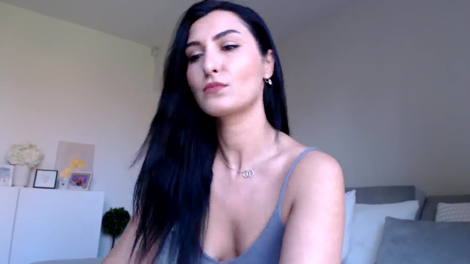 Gallery image thumbnail from LeaIson's myfreecams stream on, 05/13/2024, 10:54 image 6 of 20