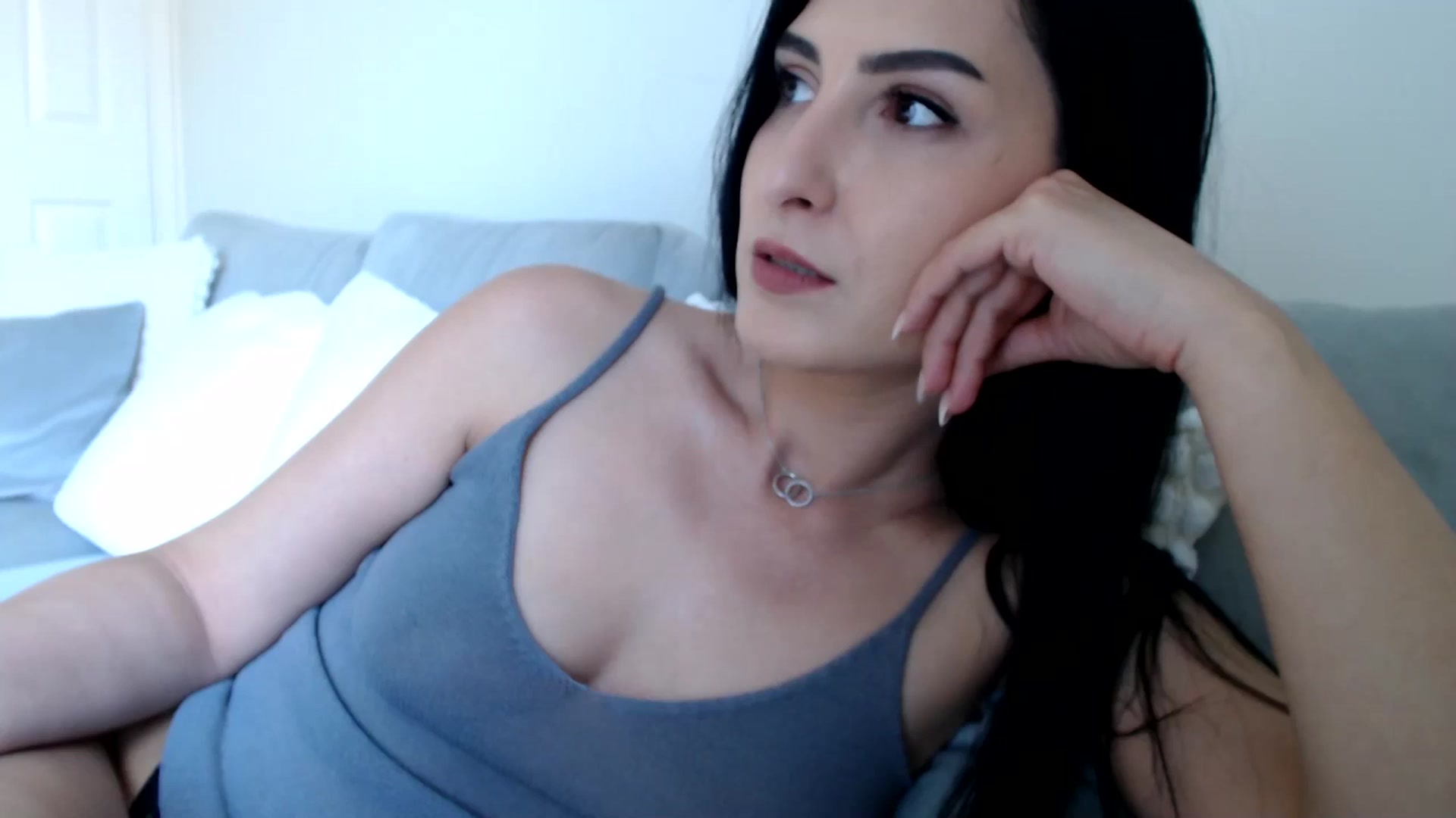 Gallery image thumbnail from LeaIson's myfreecams stream on, 05/13/2024, 12:52 image 19 of 20