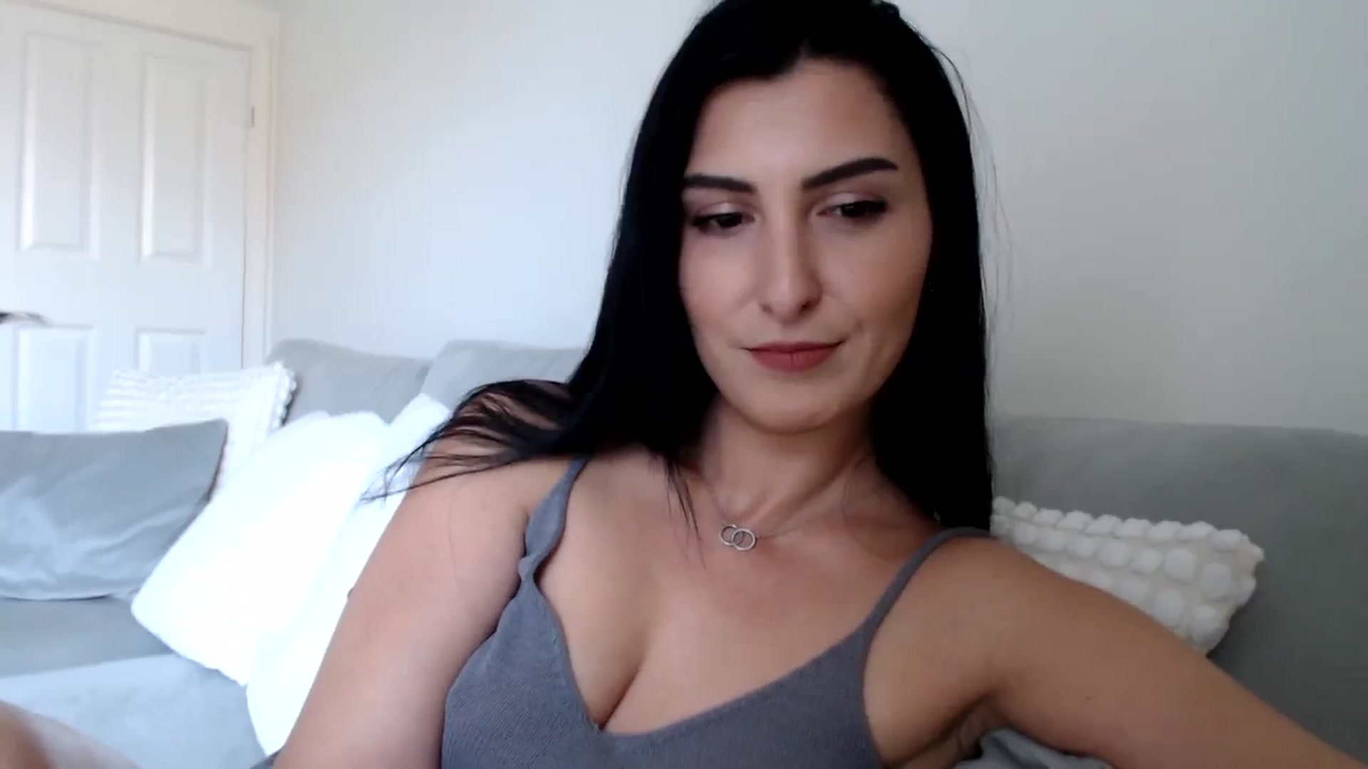 Gallery image thumbnail from LeaIson's myfreecams stream on, 05/13/2024, 12:52 image 13 of 20