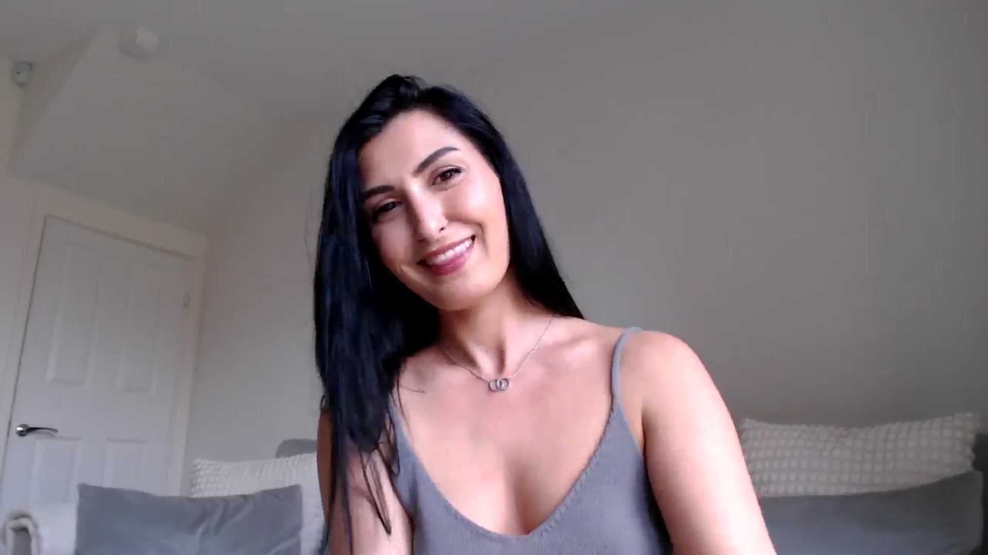 Gallery image thumbnail from LeaIson's myfreecams stream on, 05/13/2024, 13:47 image 17 of 20