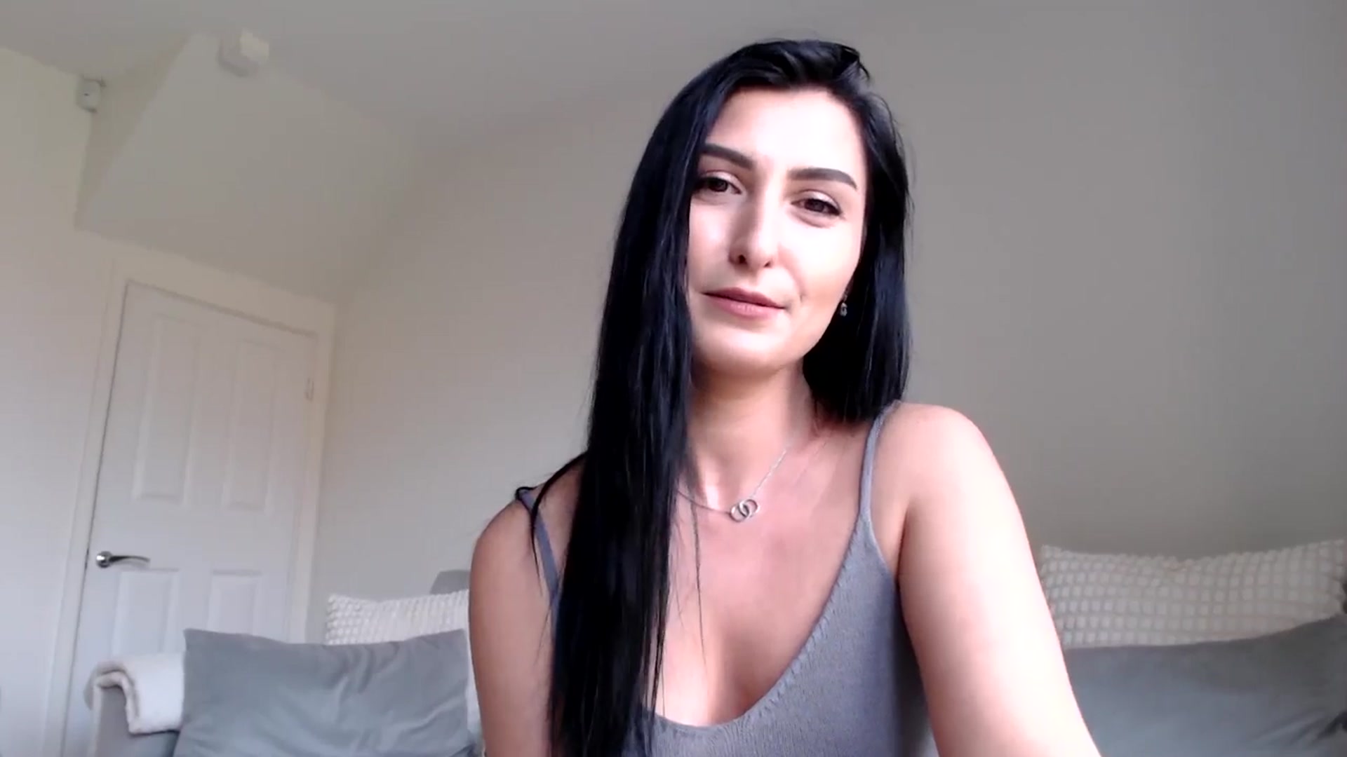 Gallery image thumbnail from LeaIson's myfreecams stream on, 05/13/2024, 13:47 image 2 of 20