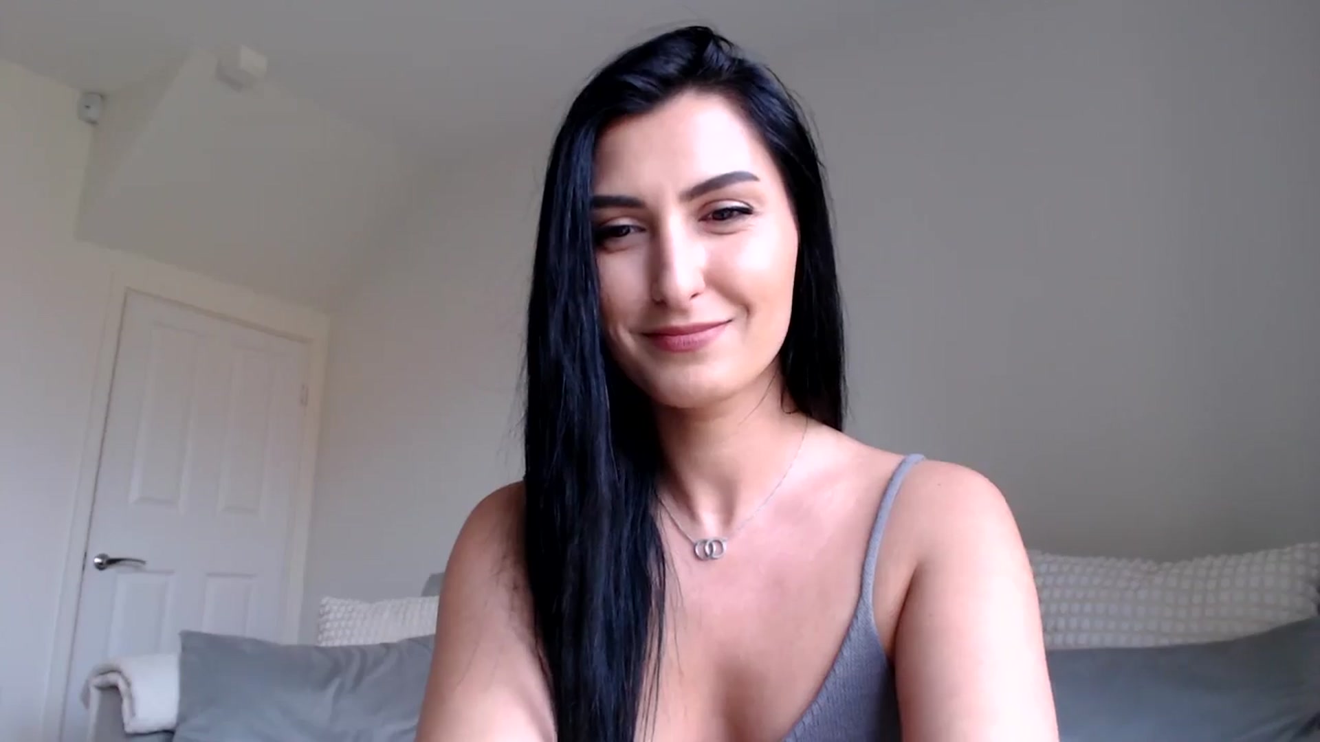 Gallery image thumbnail from LeaIson's myfreecams stream on, 05/13/2024, 13:47 image 9 of 20