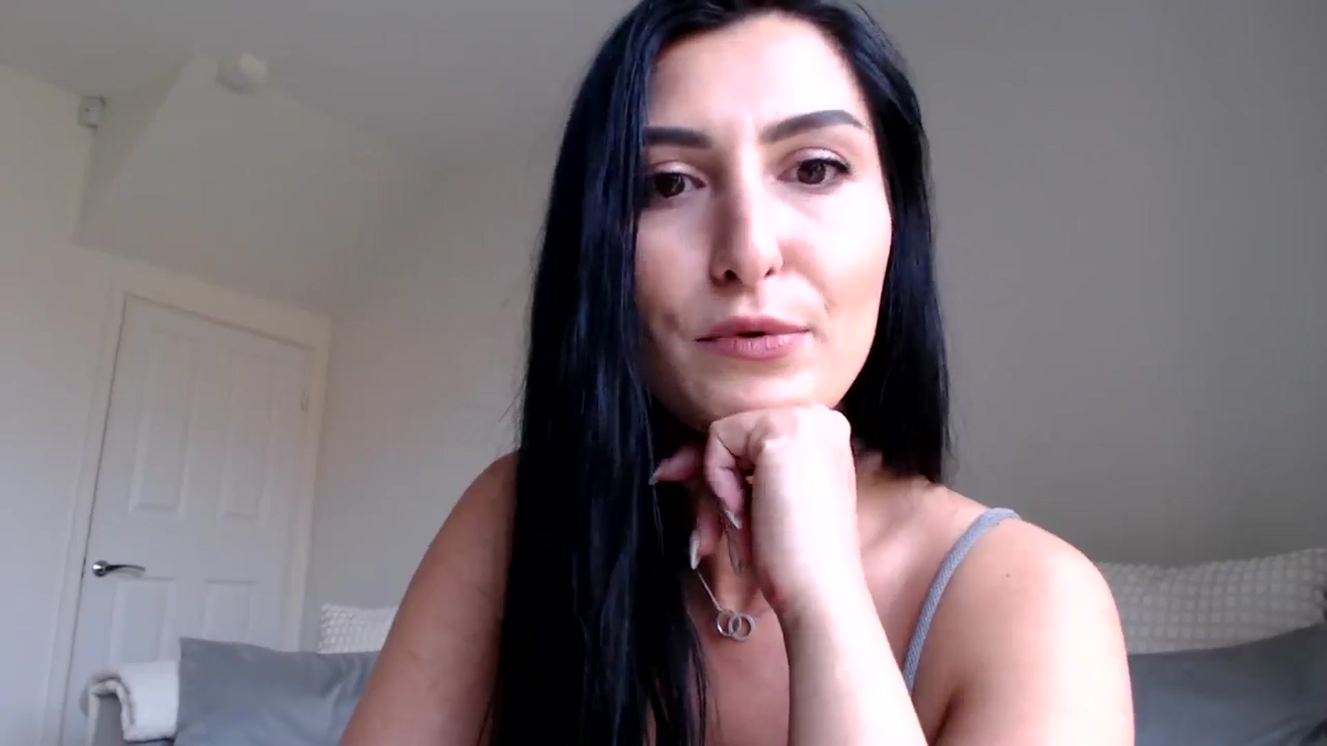Gallery image thumbnail from LeaIson's myfreecams stream on, 05/13/2024, 13:47 image 11 of 20