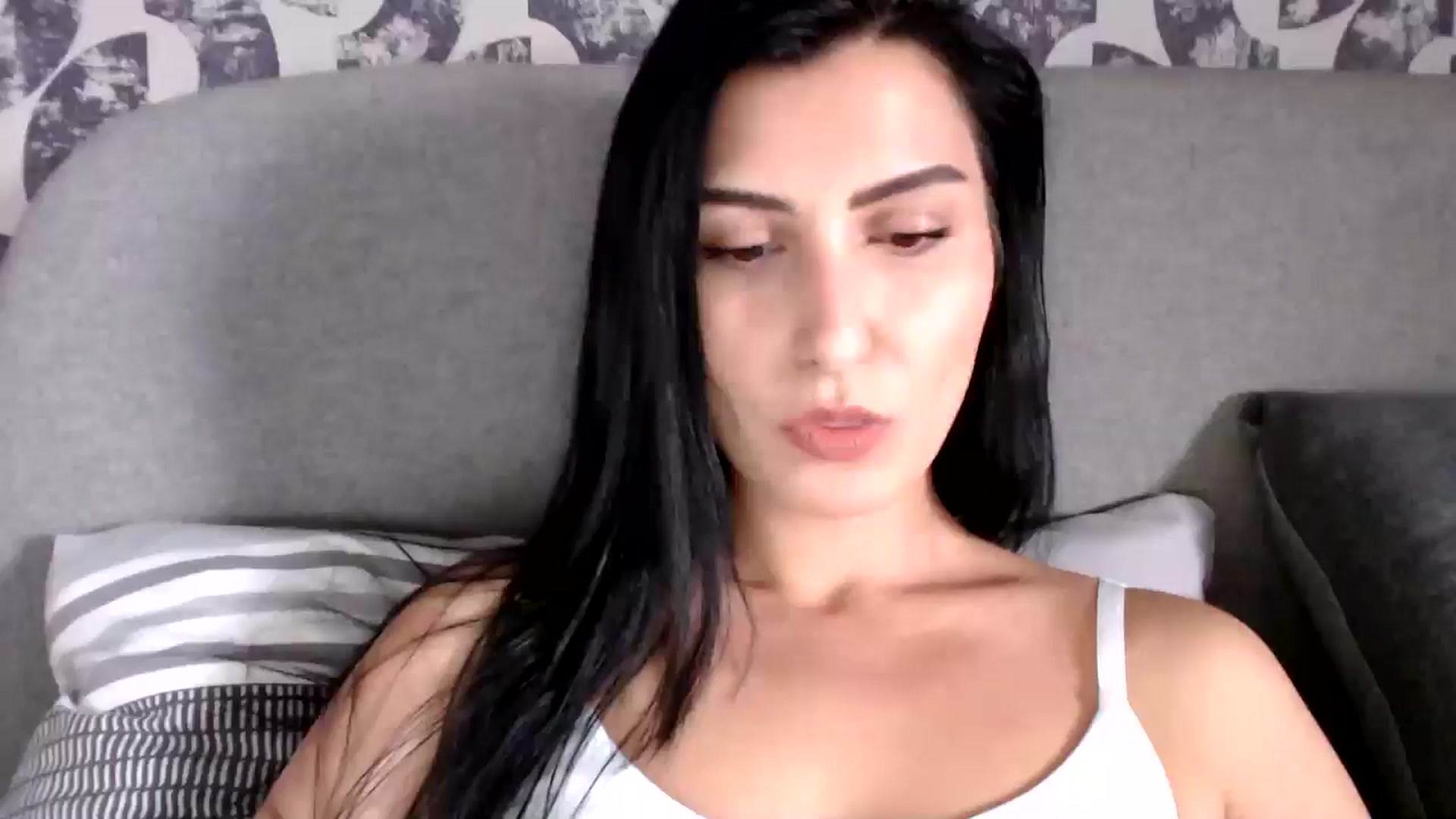 Gallery image thumbnail from LeaIson's myfreecams stream on, 05/14/2024, 12:19 image 5 of 20