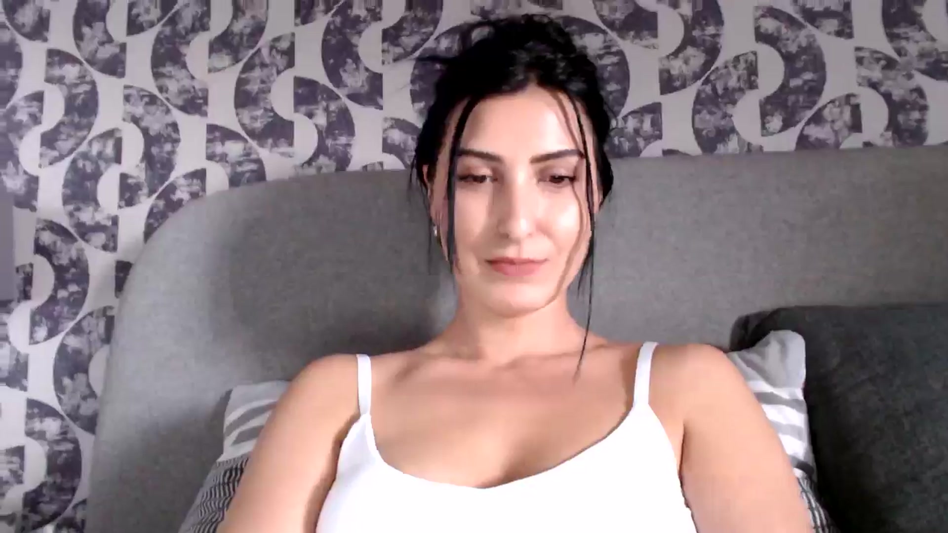 Gallery image thumbnail from LeaIson's myfreecams stream on, 05/14/2024, 12:44 image 10 of 20
