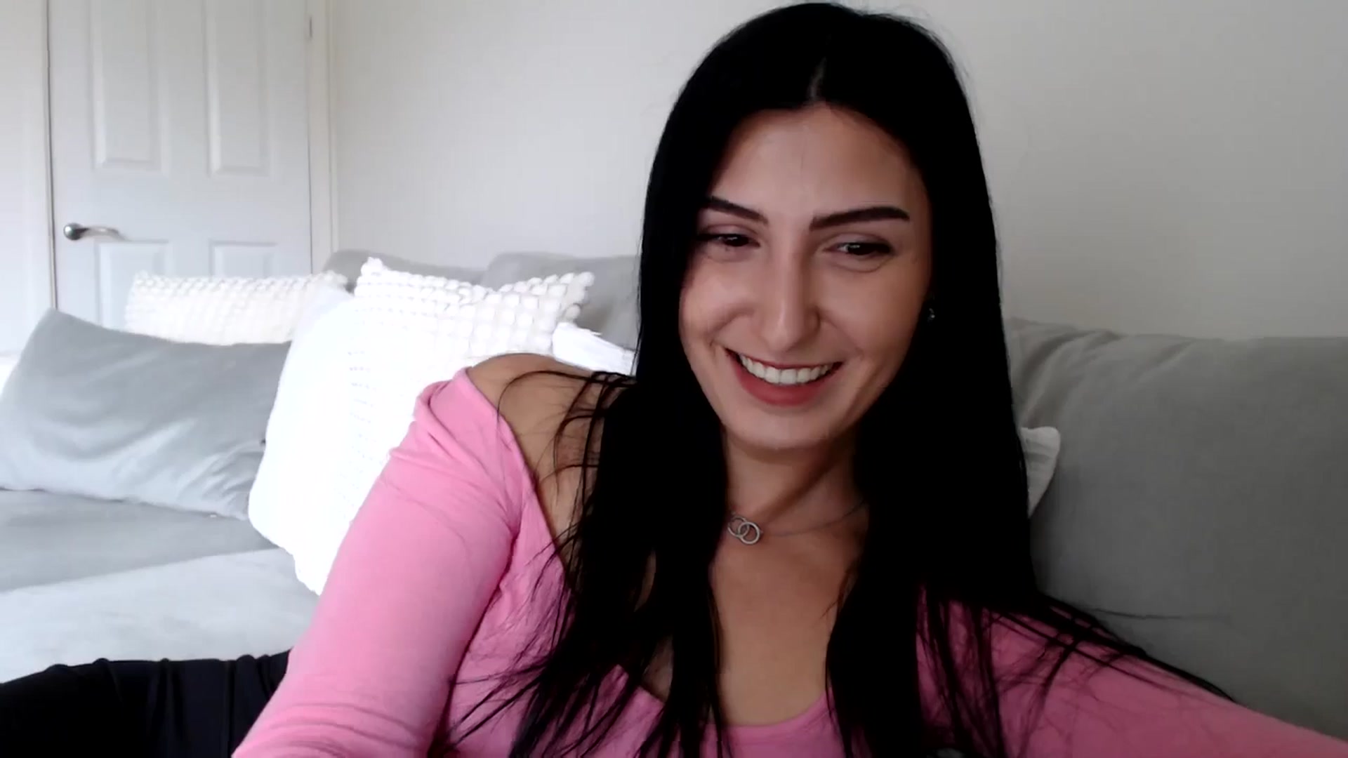 Gallery image thumbnail from LeaIson's myfreecams stream on, 05/16/2024, 10:51 image 14 of 20