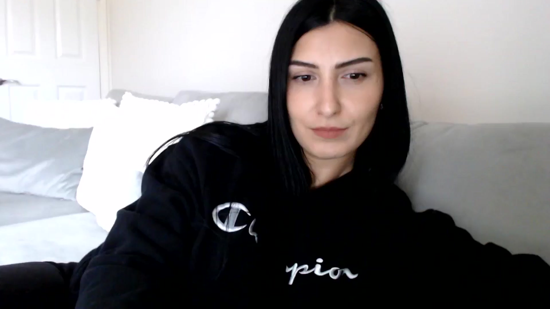 Gallery image thumbnail from LeaIson's myfreecams stream on, 05/16/2024, 12:16 image 2 of 20