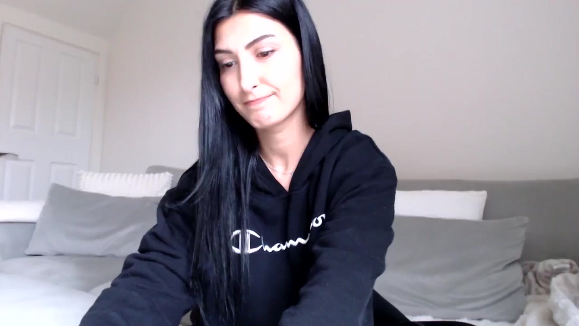 Gallery image thumbnail from LeaIson's myfreecams stream on, 05/16/2024, 12:16 image 13 of 20