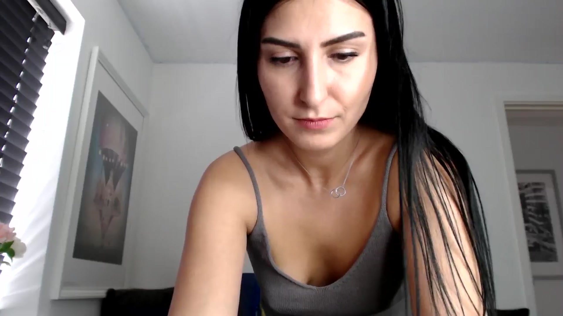 Gallery image thumbnail from LeaIson's myfreecams stream on, 05/17/2024, 11:50 image 16 of 20