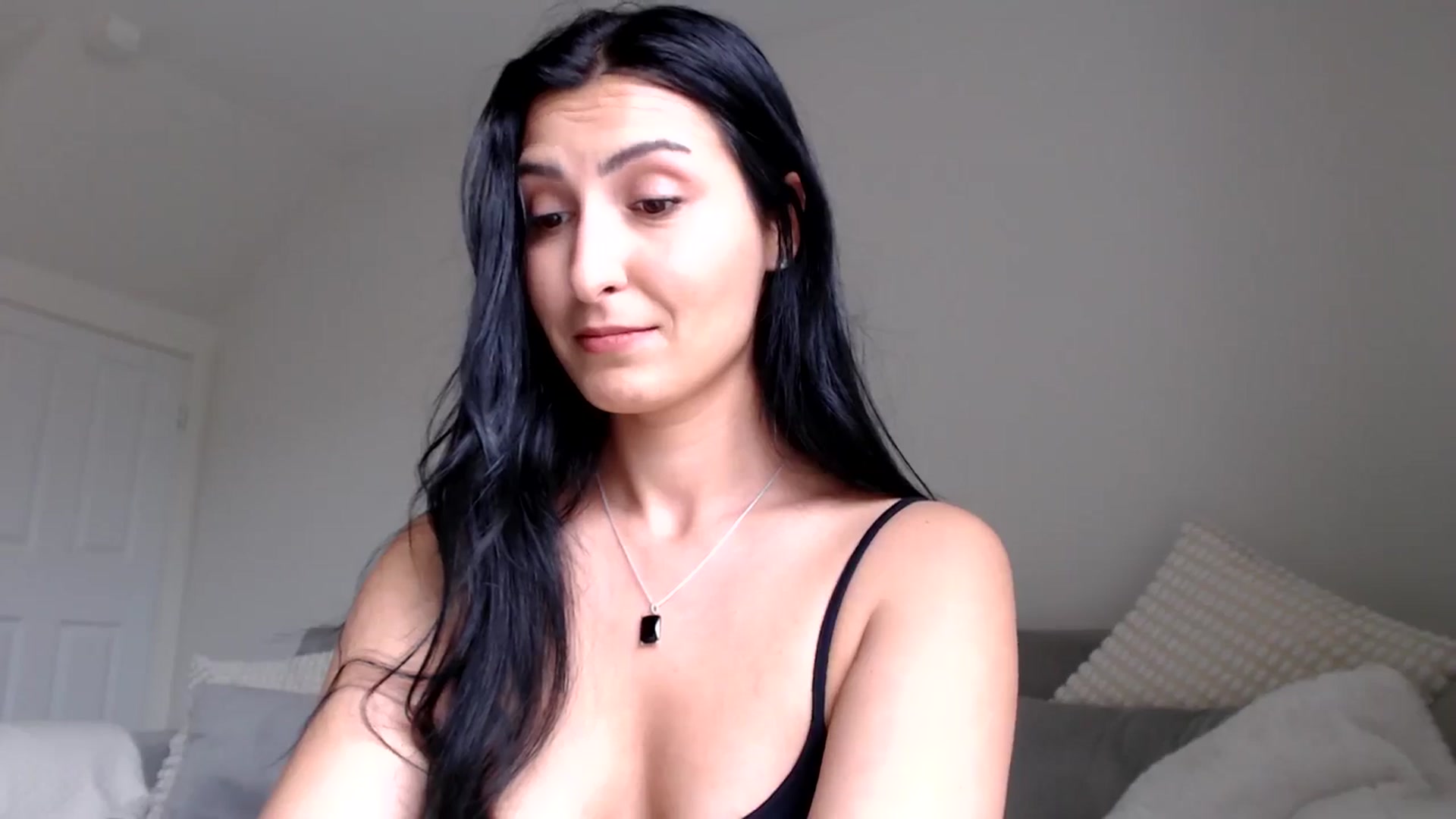 Gallery image thumbnail from LeaIson's myfreecams stream on, 05/22/2024, 11:58 image 10 of 20
