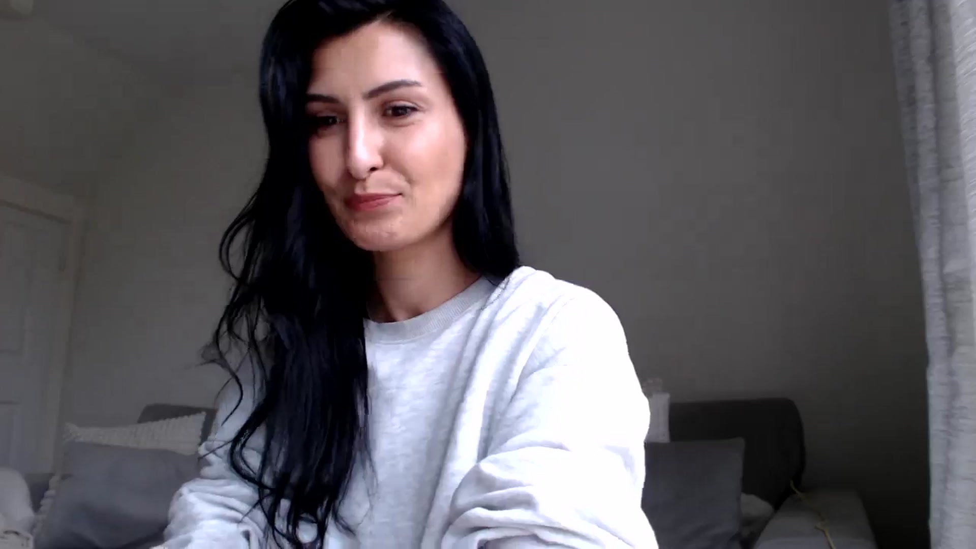Gallery image thumbnail from LeaIson's myfreecams stream on, 05/22/2024, 14:02 image 14 of 20