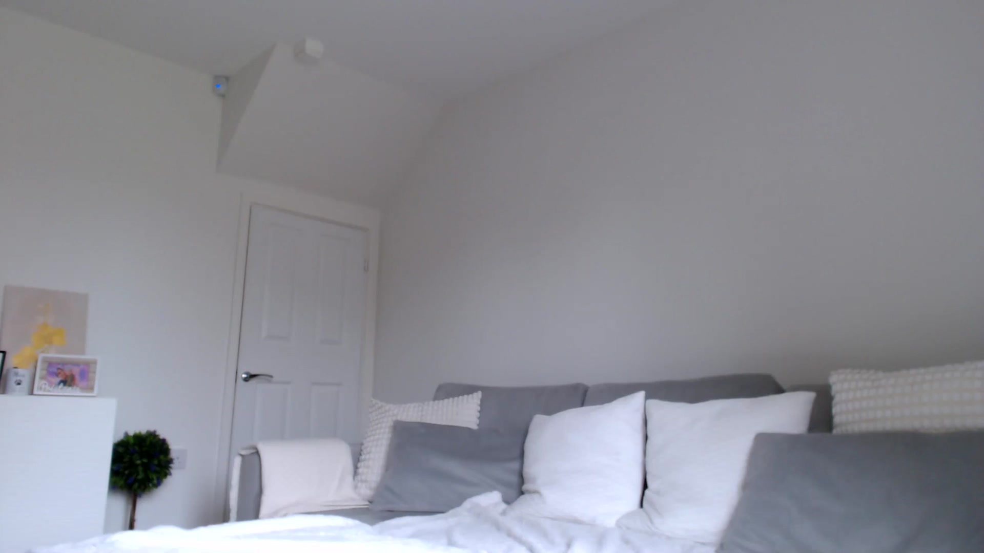 Gallery image thumbnail from LeaIson's myfreecams stream on, 05/24/2024, 12:03 image 11 of 20