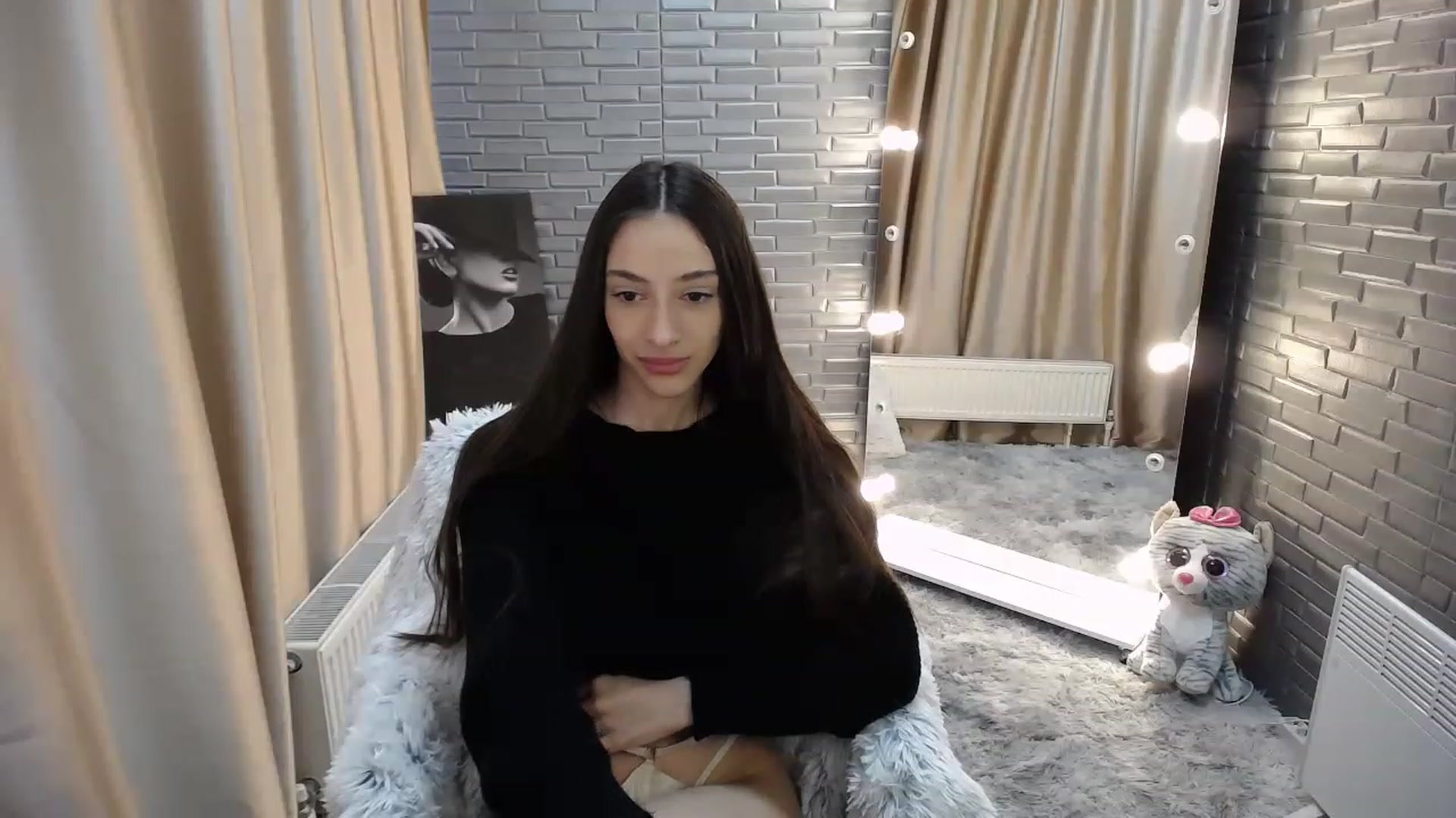 Gallery image thumbnail from Lea_Lexis's myfreecams stream on, 02/15/2023, 14:42 image 20 of 20
