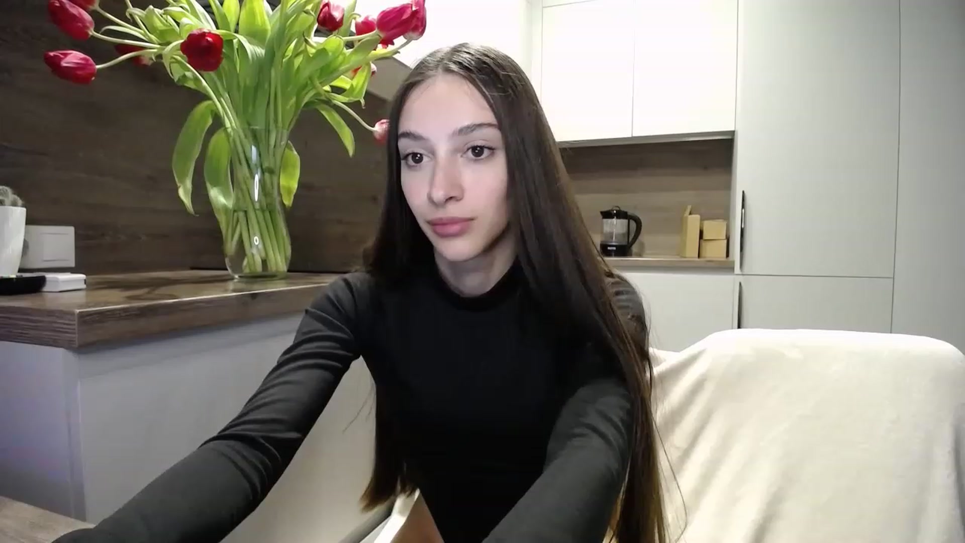 Gallery image thumbnail from Lea_Lexis's myfreecams stream on, 02/27/2023, 20:49 image 17 of 20
