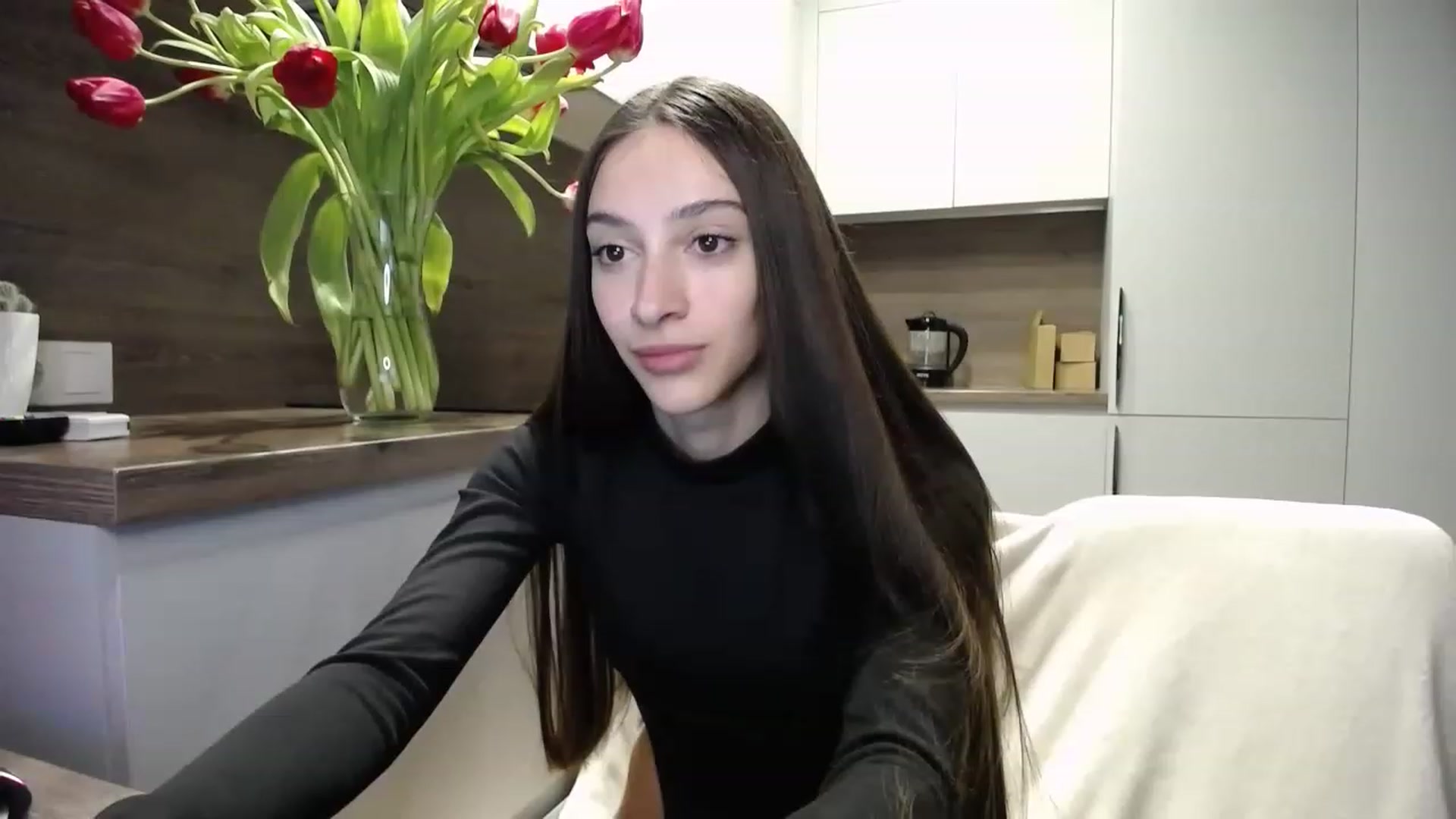 Gallery image thumbnail from Lea_Lexis's myfreecams stream on, 02/27/2023, 20:49 image 4 of 20
