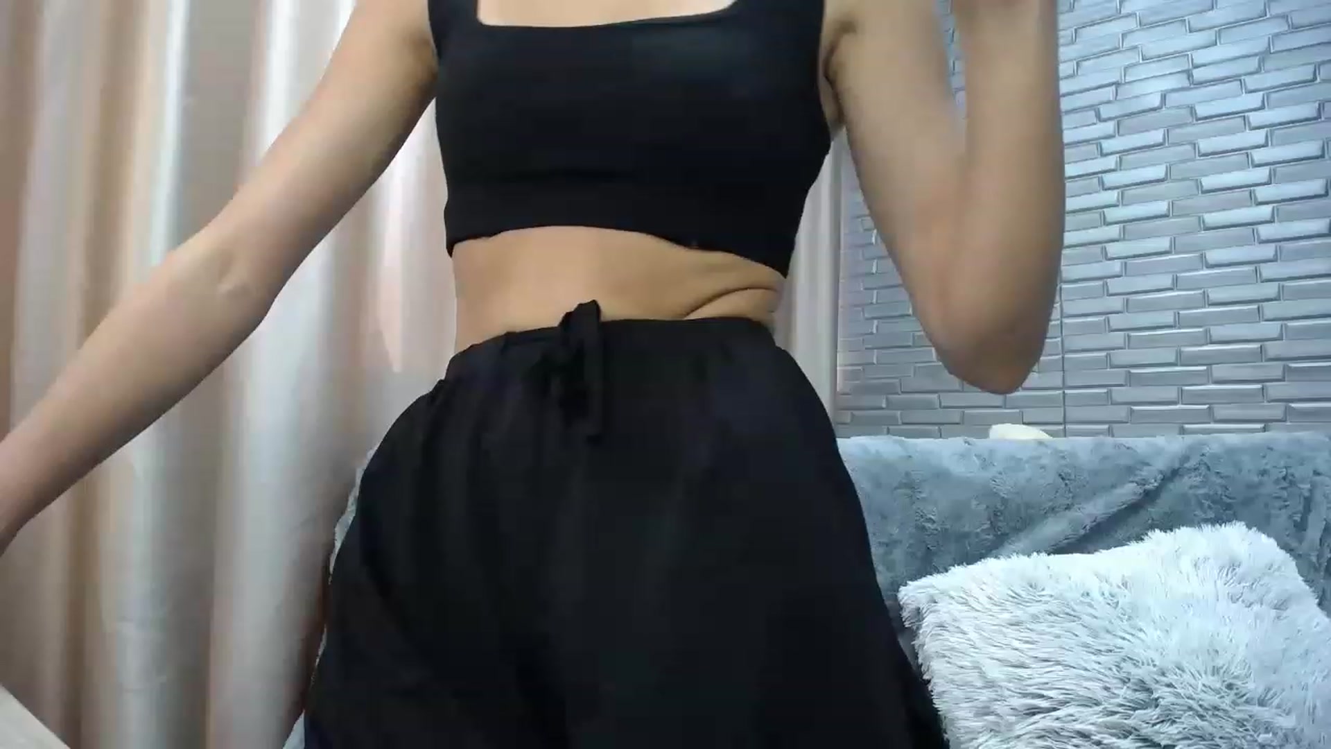 Gallery image thumbnail from Lea_Lexis's myfreecams stream on, 07/26/2023, 13:29 image 16 of 20