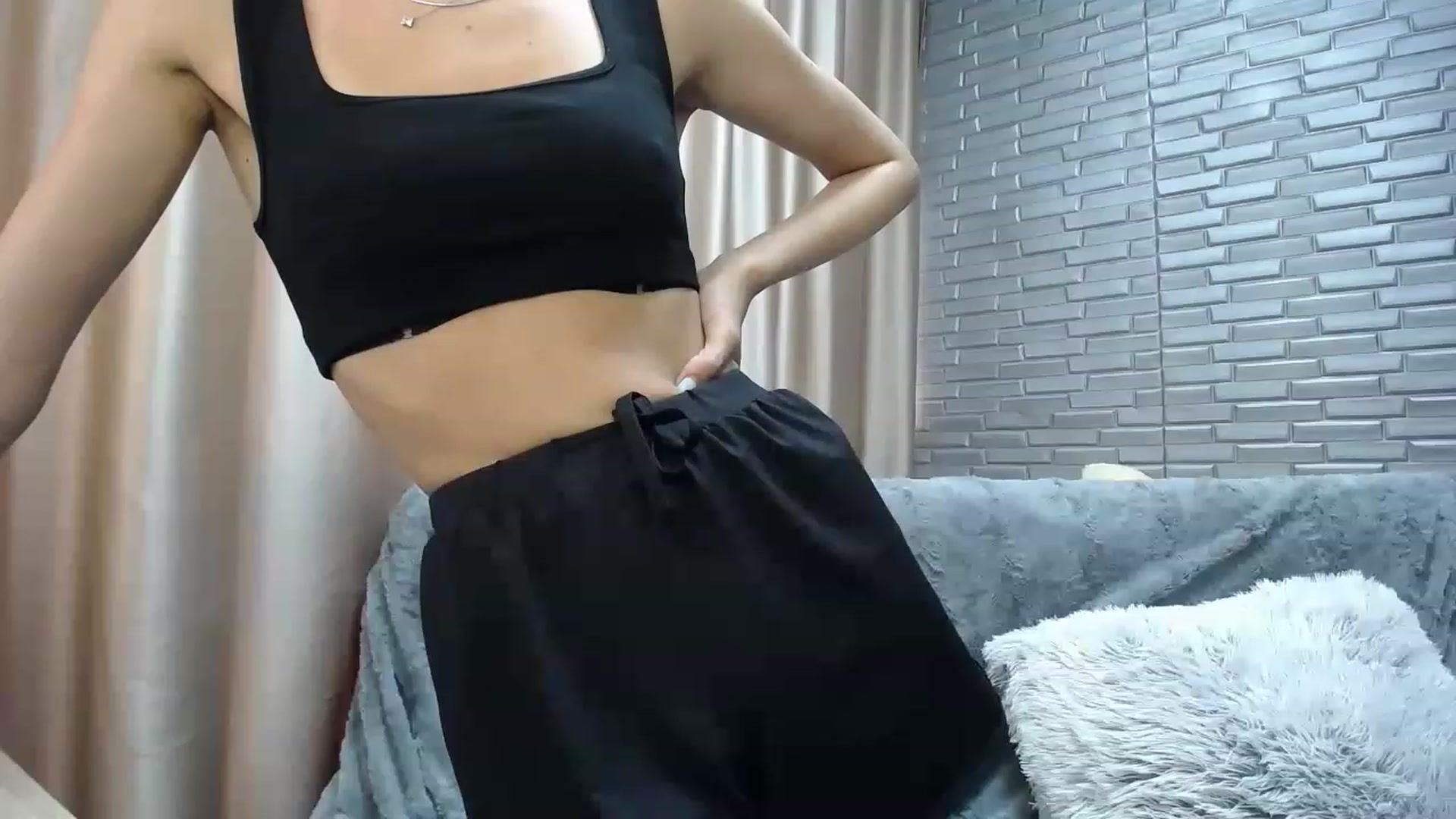 Gallery image thumbnail from Lea_Lexis's myfreecams stream on, 07/26/2023, 13:29 image 4 of 20