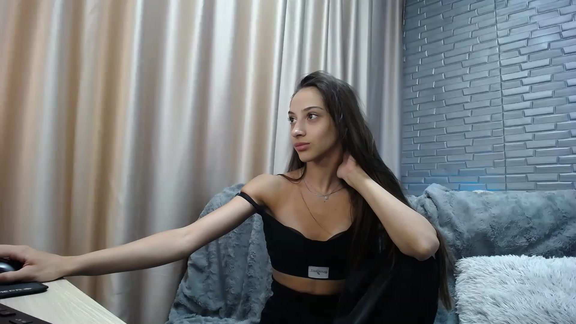 Gallery image thumbnail from Lea_Lexis's myfreecams stream on, 07/29/2023, 12:23 image 20 of 20