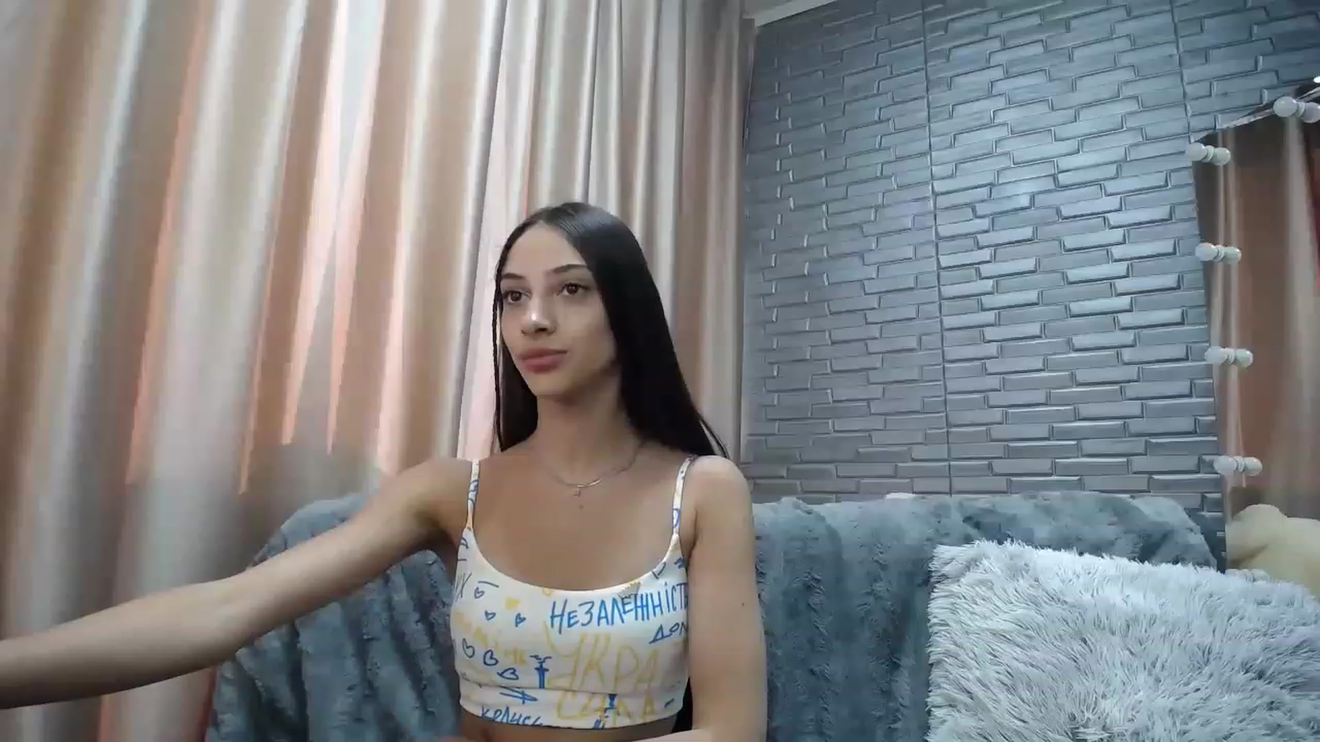 Gallery image thumbnail from Lea_Lexis's myfreecams stream on, 07/30/2023, 11:52 image 9 of 20