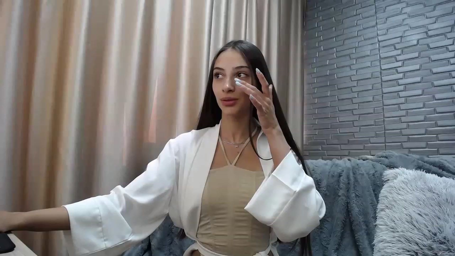 Gallery image thumbnail from Lea_Lexis's myfreecams stream on, 07/31/2023, 13:39 image 12 of 20