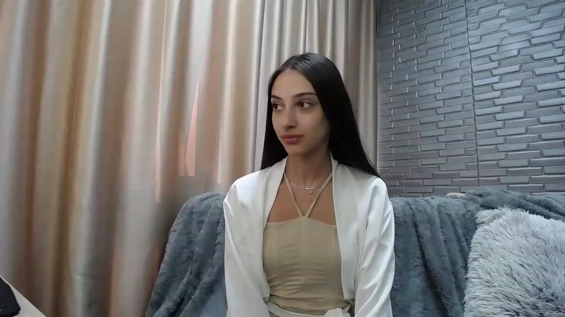 Gallery image thumbnail from Lea_Lexis's myfreecams stream on, 07/31/2023, 13:39 image 1 of 20