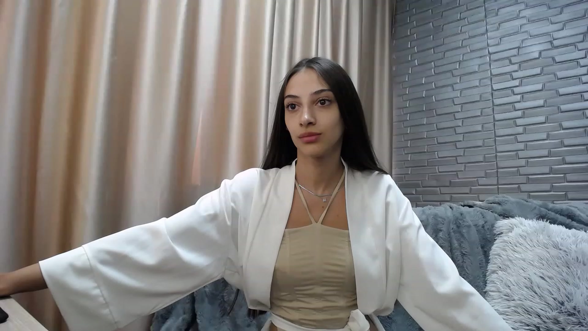 Gallery image thumbnail from Lea_Lexis's myfreecams stream on, 07/31/2023, 13:39 image 18 of 20