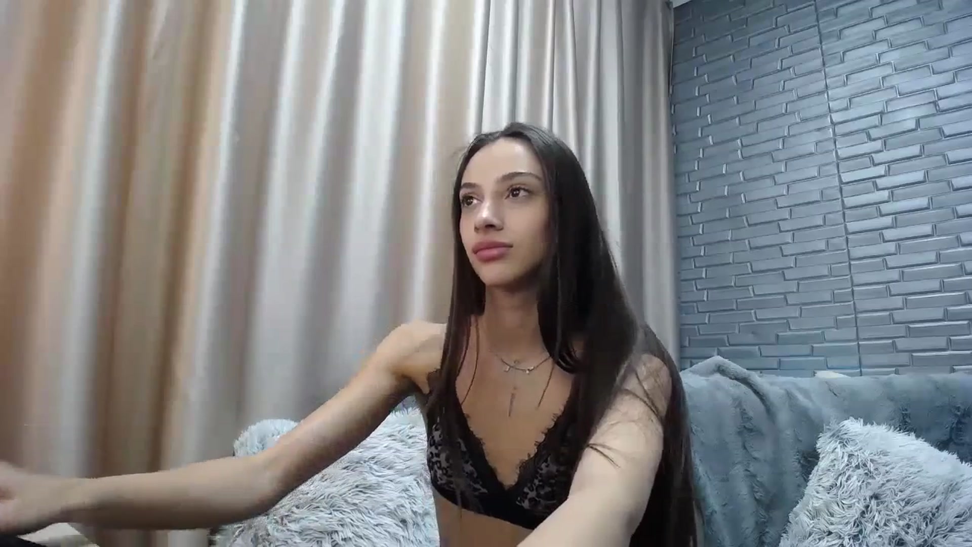 Gallery image thumbnail from Lea_Lexis's myfreecams stream on, 09/26/2023, 13:47 image 14 of 20