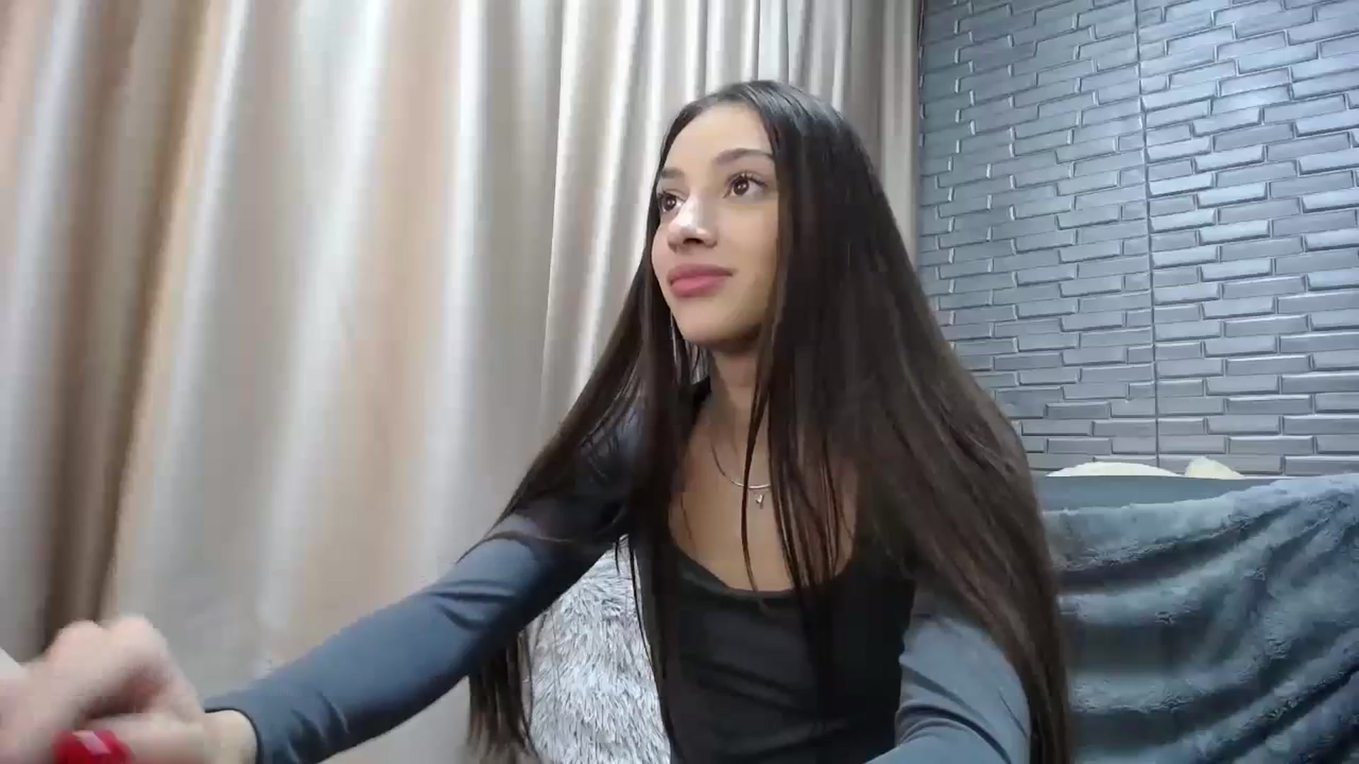 Gallery image thumbnail from Lea_Lexis's myfreecams stream on, 11/12/2023, 12:49 image 3 of 20