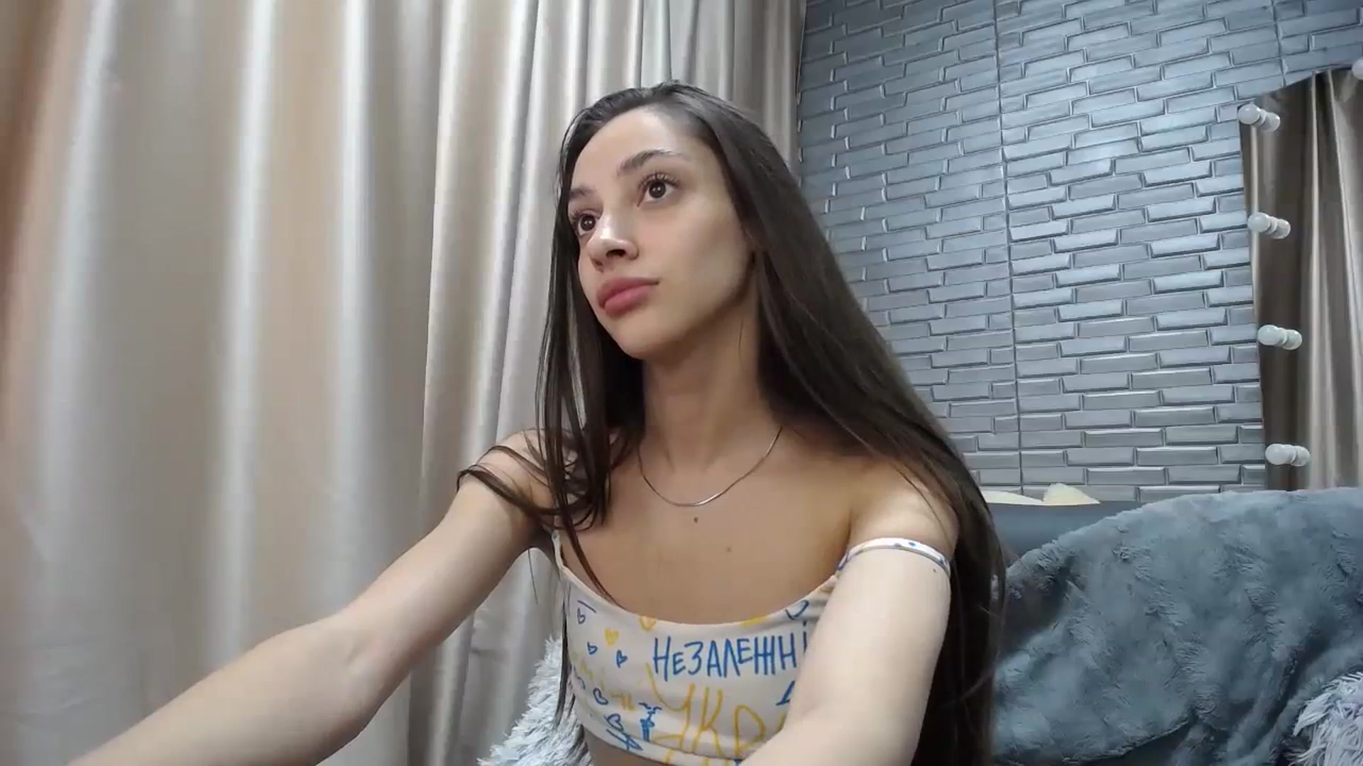 Gallery image thumbnail from Lea_Lexis's myfreecams stream on, 11/24/2023, 14:27 image 20 of 20