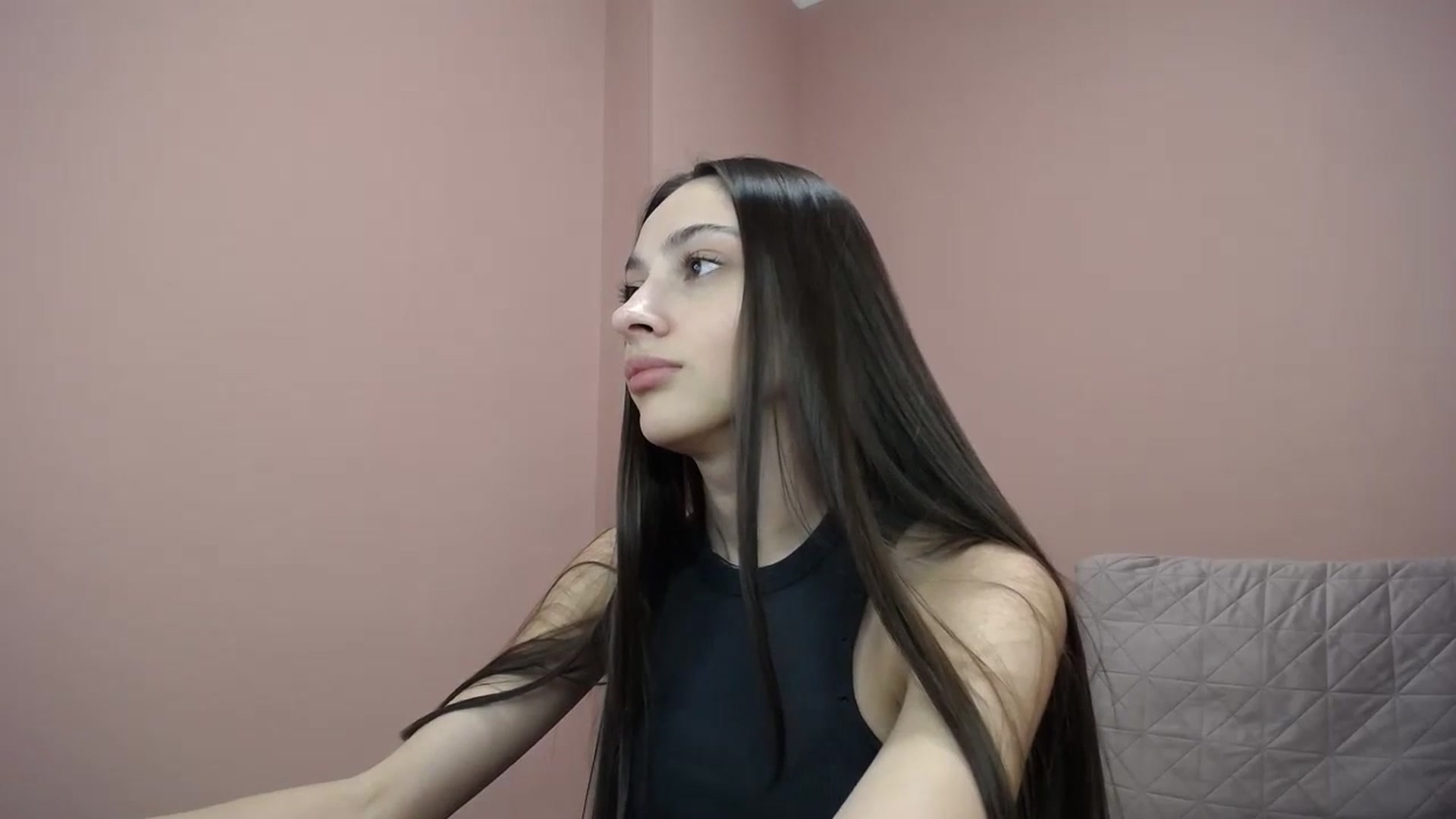 Gallery image thumbnail from Lea_Lexis's myfreecams stream on, 01/12/2024, 13:18 image 7 of 20