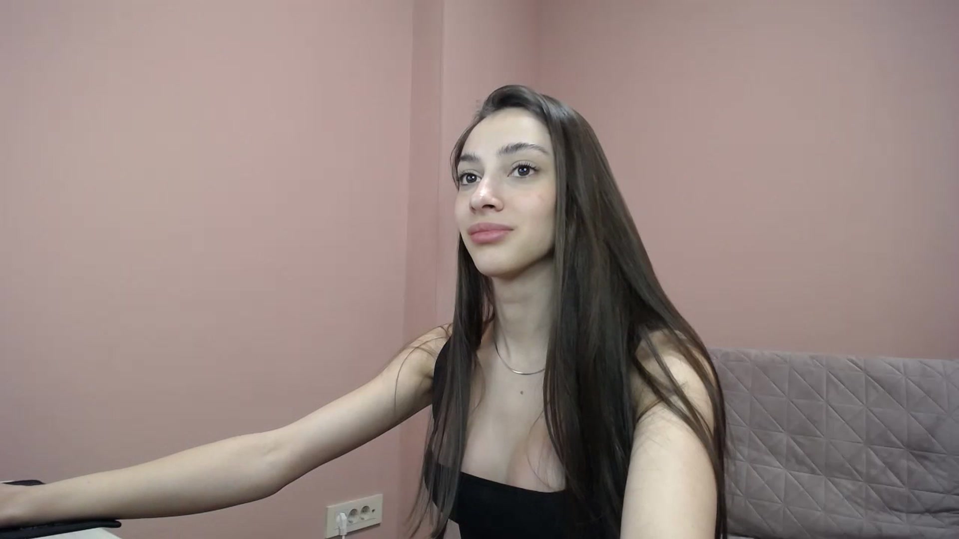 Gallery image thumbnail from Lea_Lexis's myfreecams stream on, 01/19/2024, 11:44 image 17 of 20