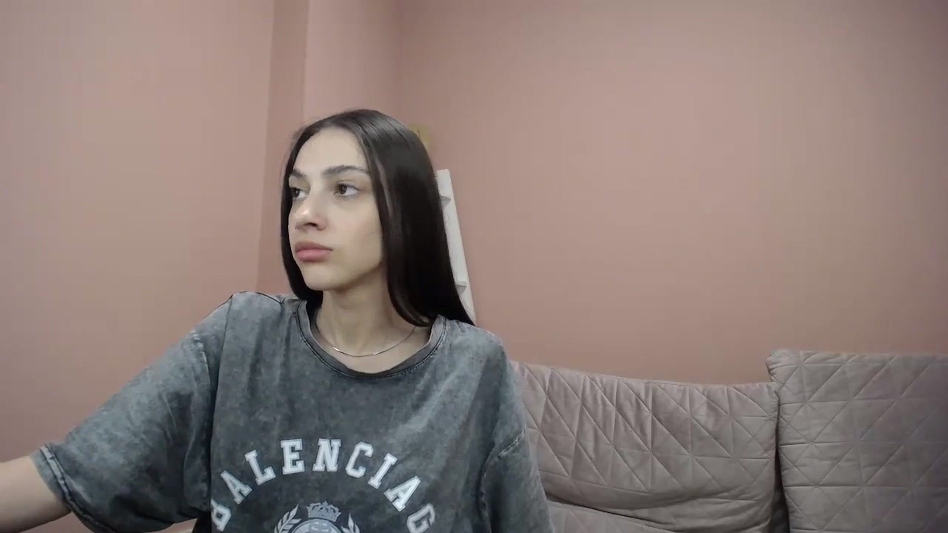 Gallery image thumbnail from Lea_Lexis's myfreecams stream on, 03/06/2024, 12:38 image 8 of 20
