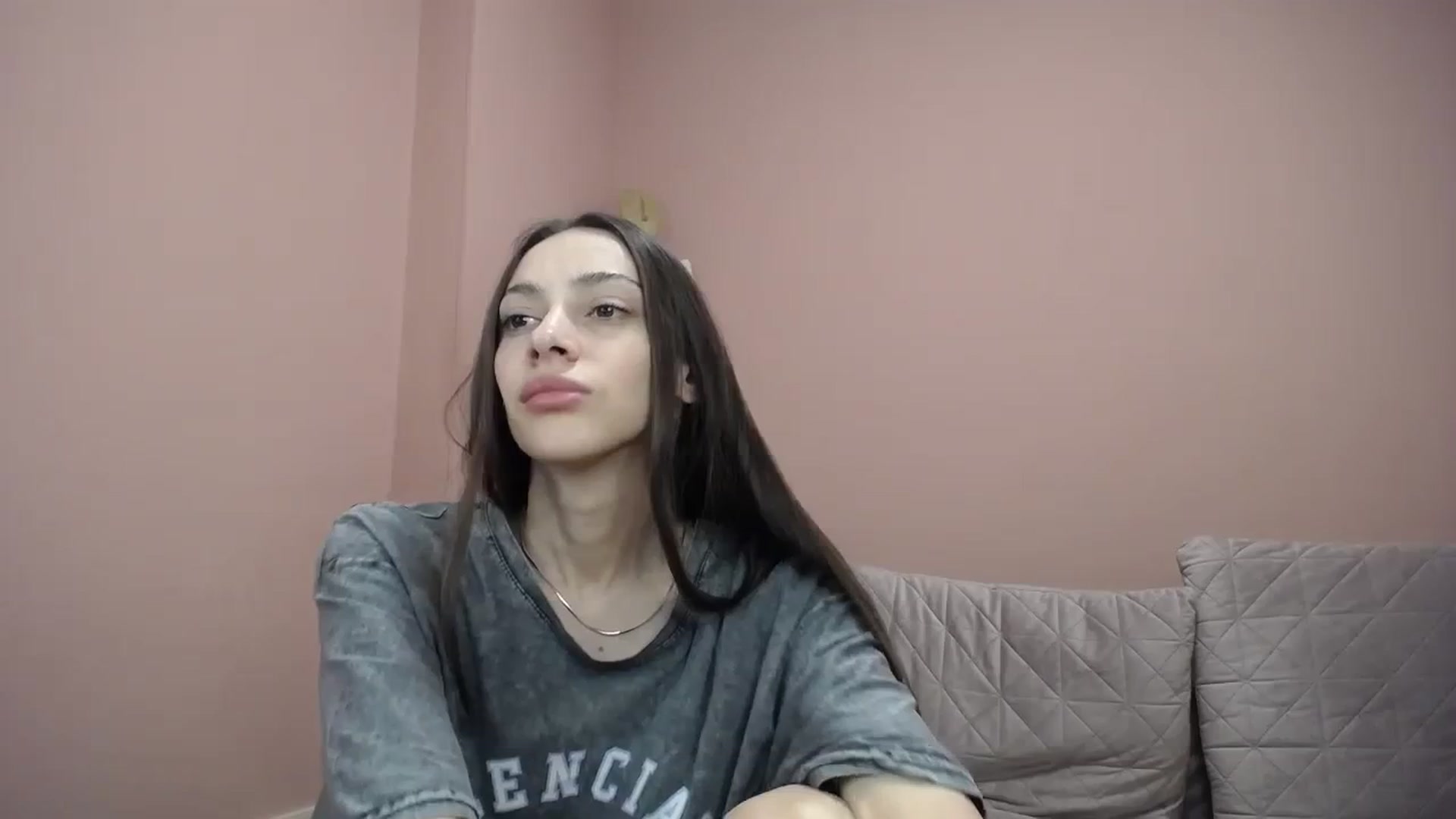 Gallery image thumbnail from Lea_Lexis's myfreecams stream on, 03/06/2024, 12:38 image 17 of 20