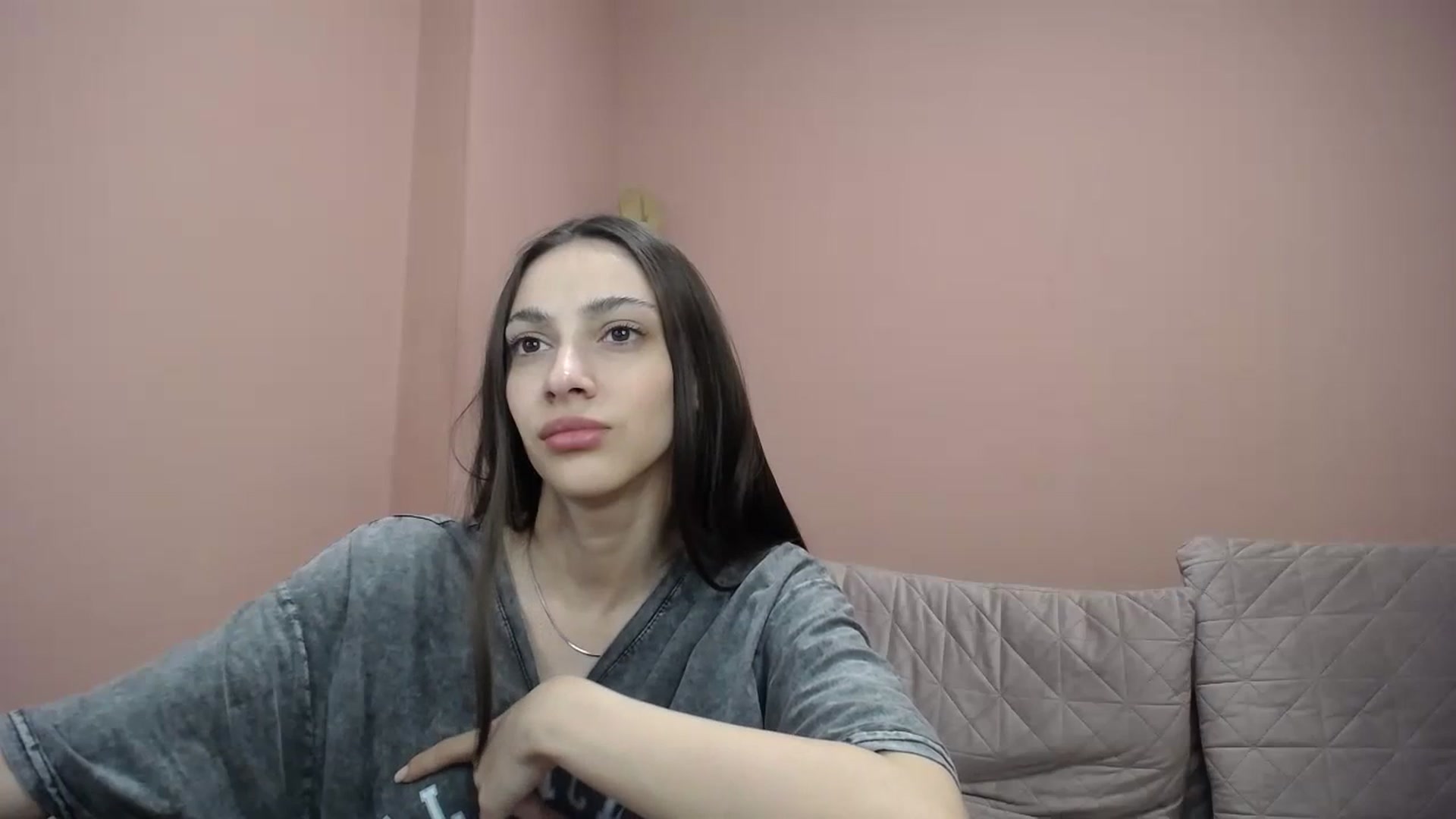 Gallery image thumbnail from Lea_Lexis's myfreecams stream on, 03/06/2024, 12:38 image 20 of 20
