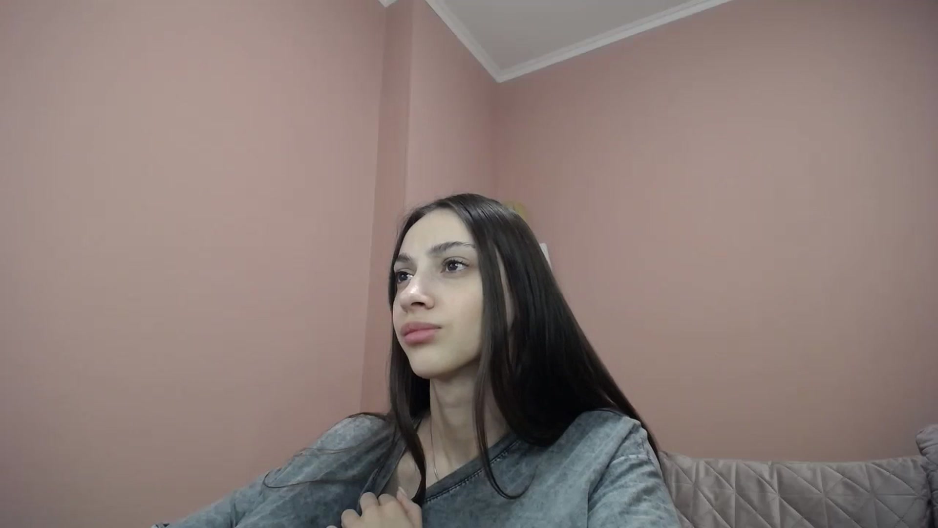 Gallery image thumbnail from Lea_Lexis's myfreecams stream on, 03/06/2024, 14:08 image 18 of 20
