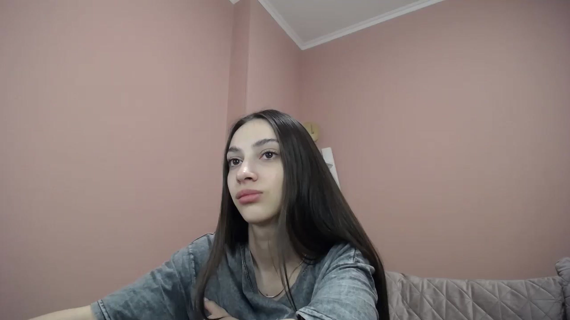 Gallery image thumbnail from Lea_Lexis's myfreecams stream on, 03/06/2024, 14:08 image 16 of 20