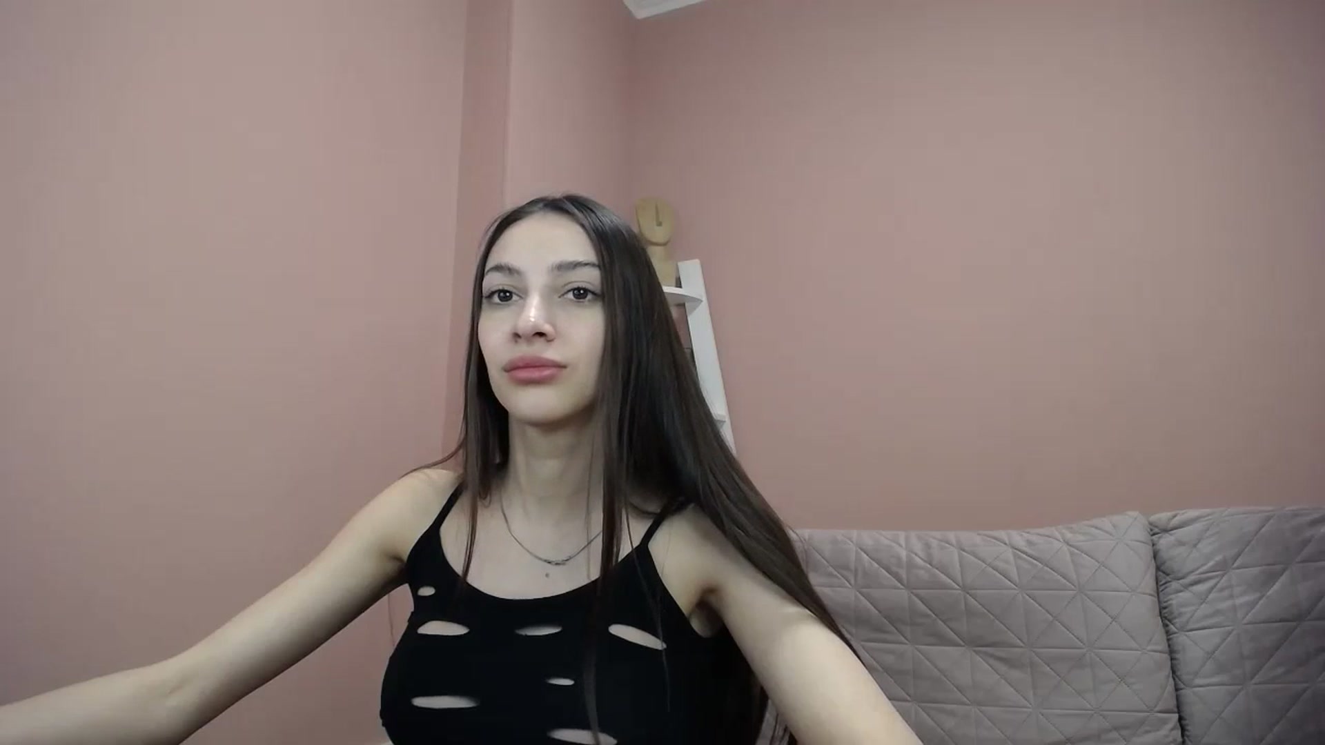 Gallery image thumbnail from Lea_Lexis's myfreecams stream on, 03/20/2024, 10:19 image 9 of 20