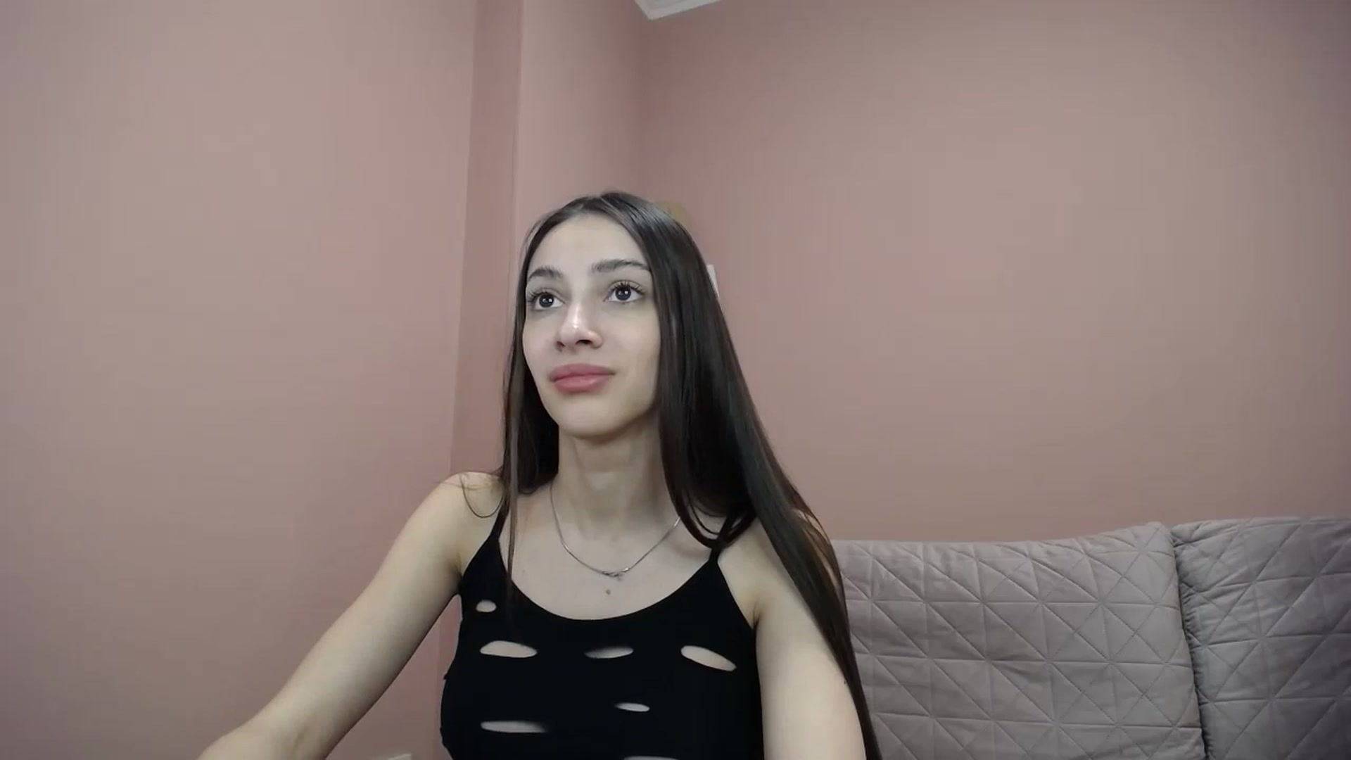 Gallery image thumbnail from Lea_Lexis's myfreecams stream on, 03/20/2024, 10:19 image 11 of 20