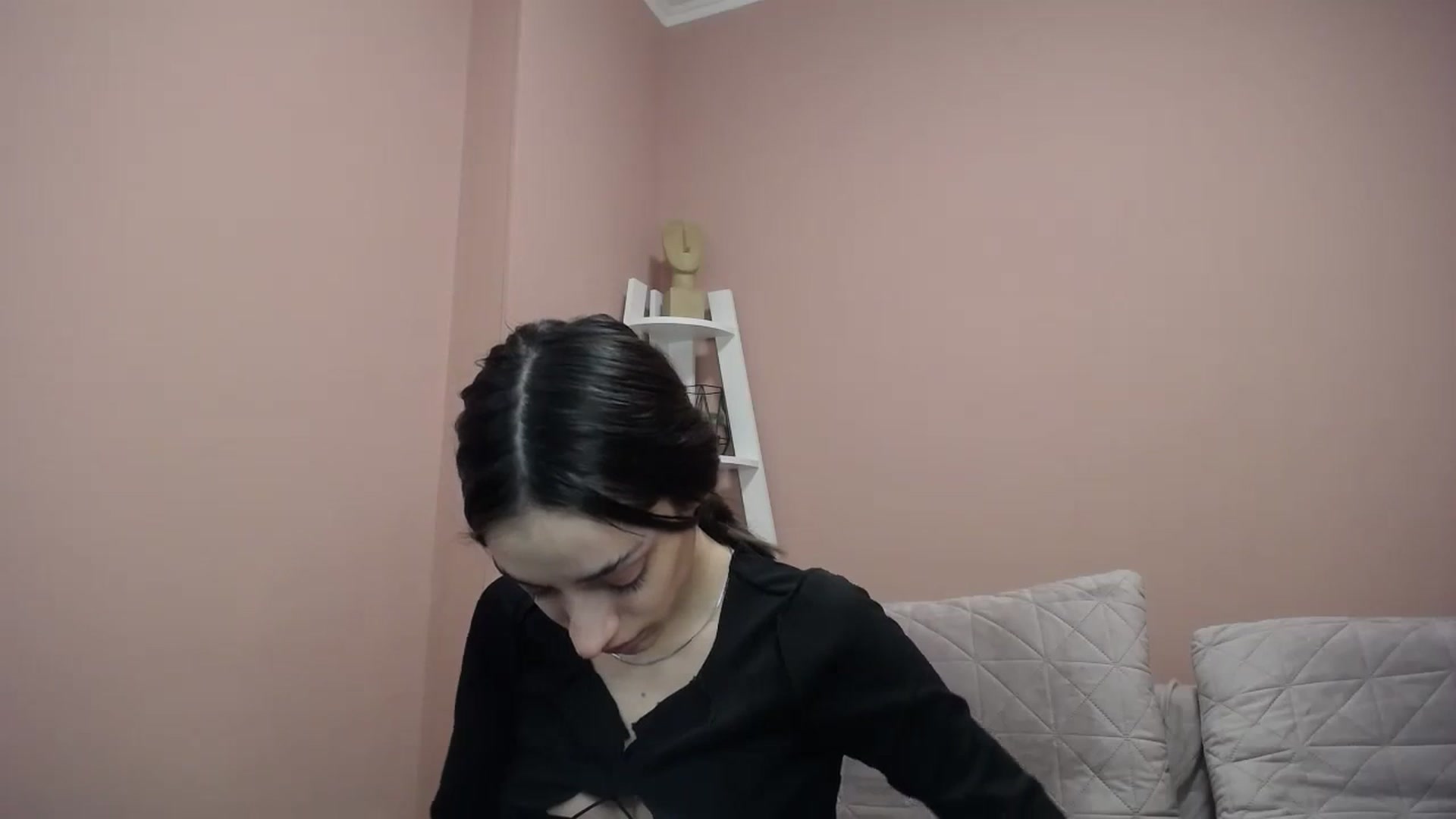 Gallery image thumbnail from Lea_Lexis's myfreecams stream on, 03/29/2024, 14:22 image 10 of 20