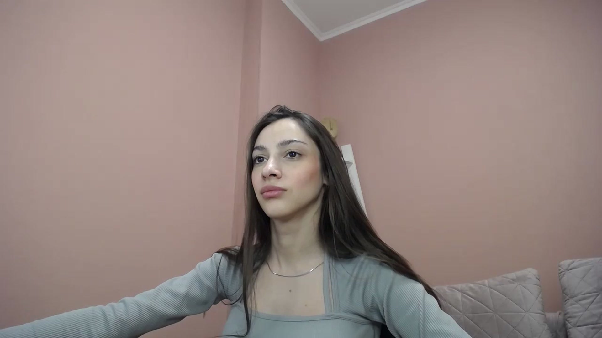 Gallery image thumbnail from Lea_Lexis's myfreecams stream on, 03/30/2024, 11:40 image 6 of 20