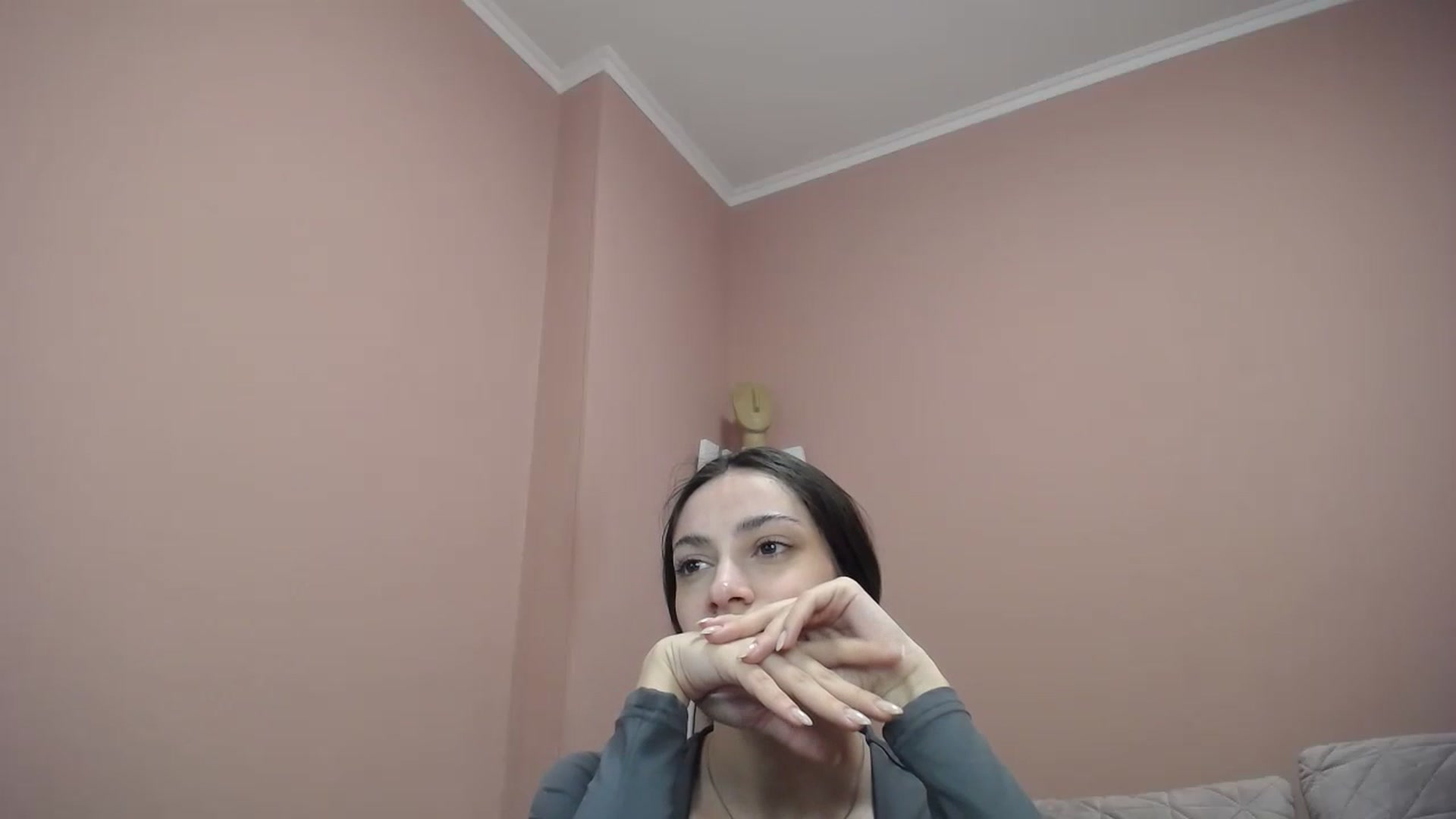 Gallery image thumbnail from Lea_Lexis's myfreecams stream on, 03/31/2024, 13:39 image 19 of 20