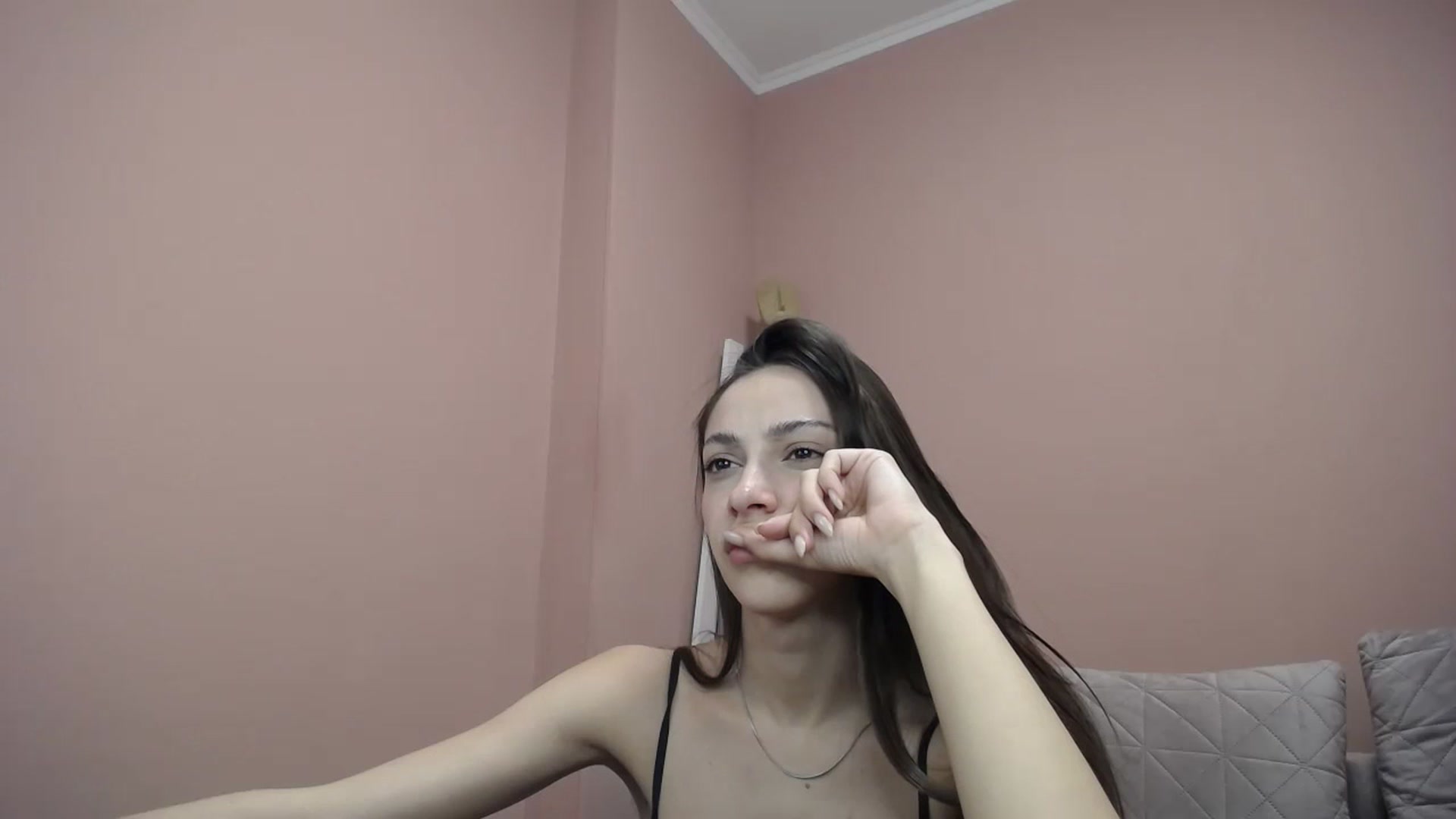 Gallery image thumbnail from Lea_Lexis's myfreecams stream on, 04/19/2024, 11:46 image 1 of 20