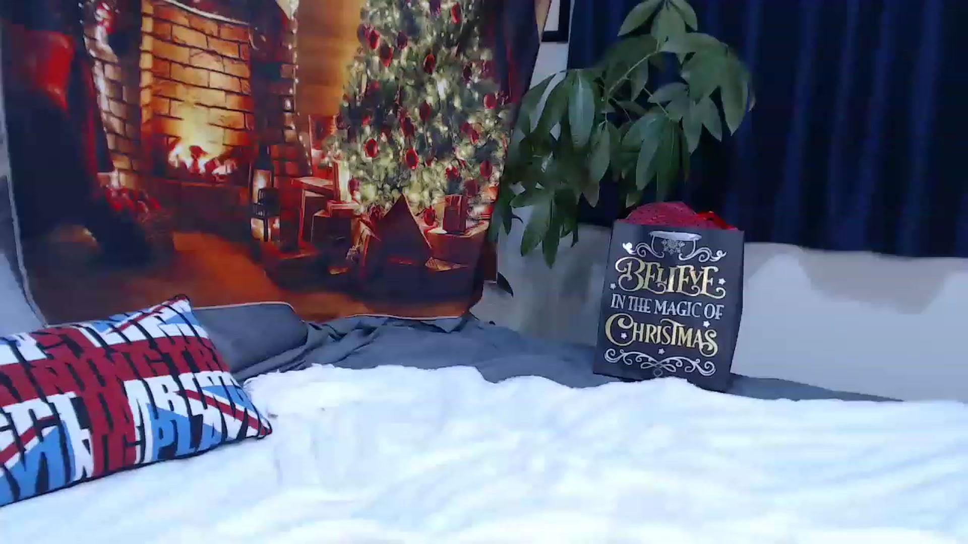 Gallery image thumbnail from LeahBella's myfreecams stream on, 12/28/2022, 03:53 image 14 of 20